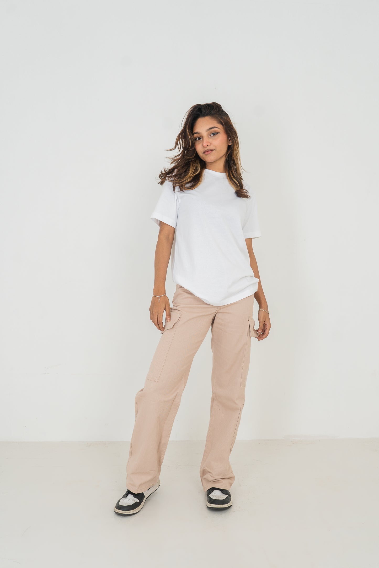 Straight Leg - Mid Rise - Cargo Pants - Beige