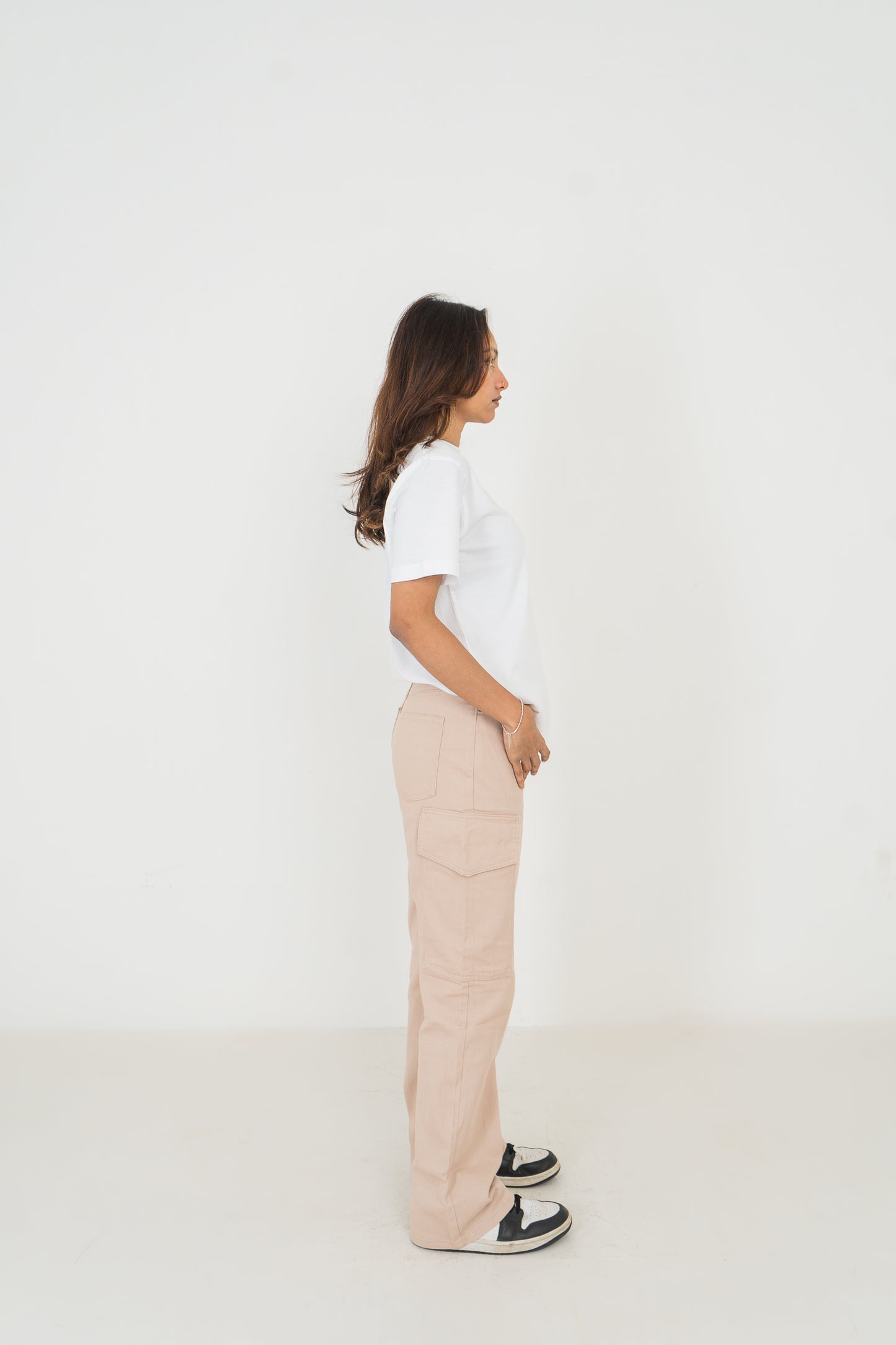 Straight Leg - Mid Rise - Cargo Pants - Beige