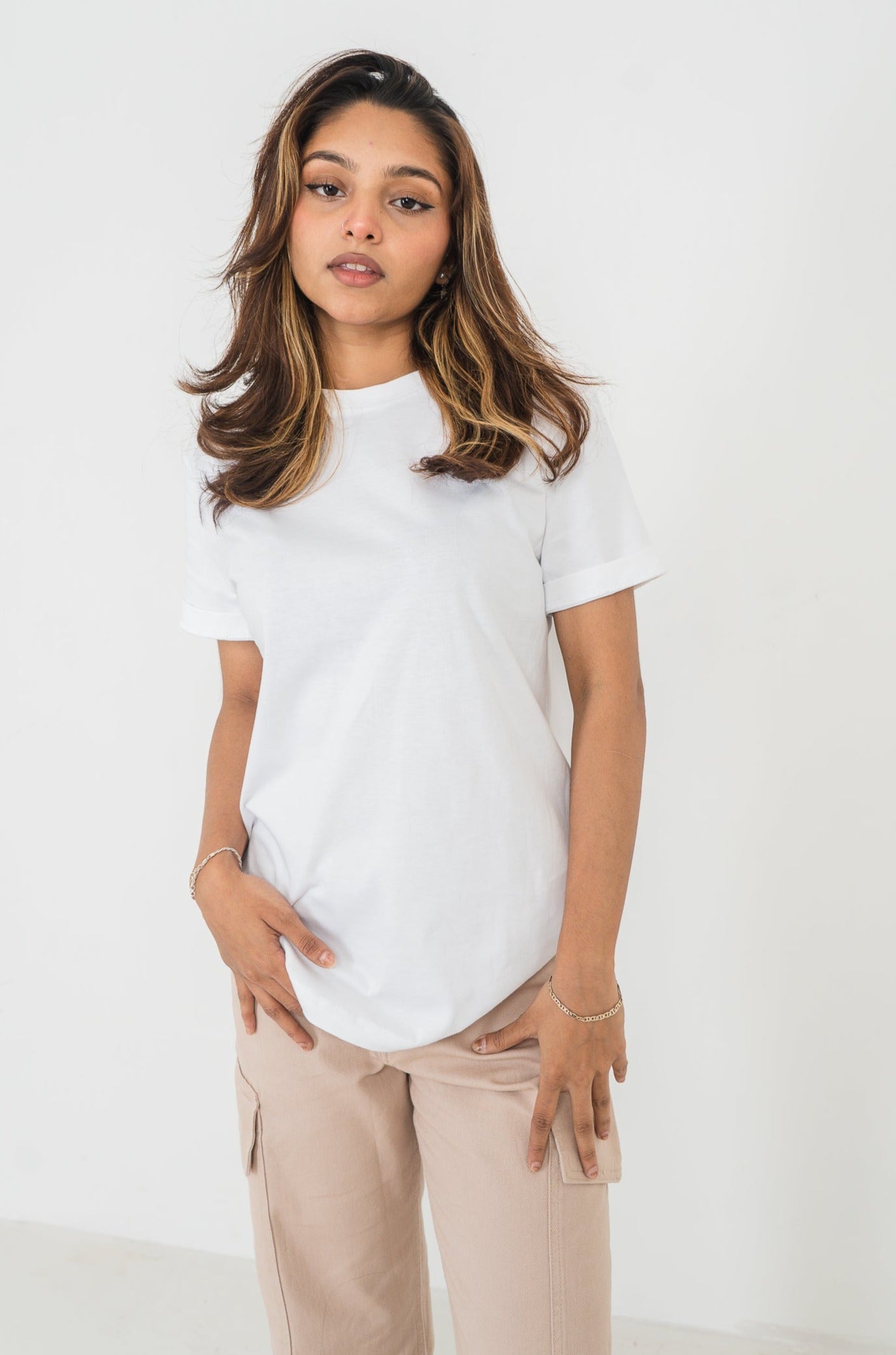 Basic T-Shirt- Unisex - White