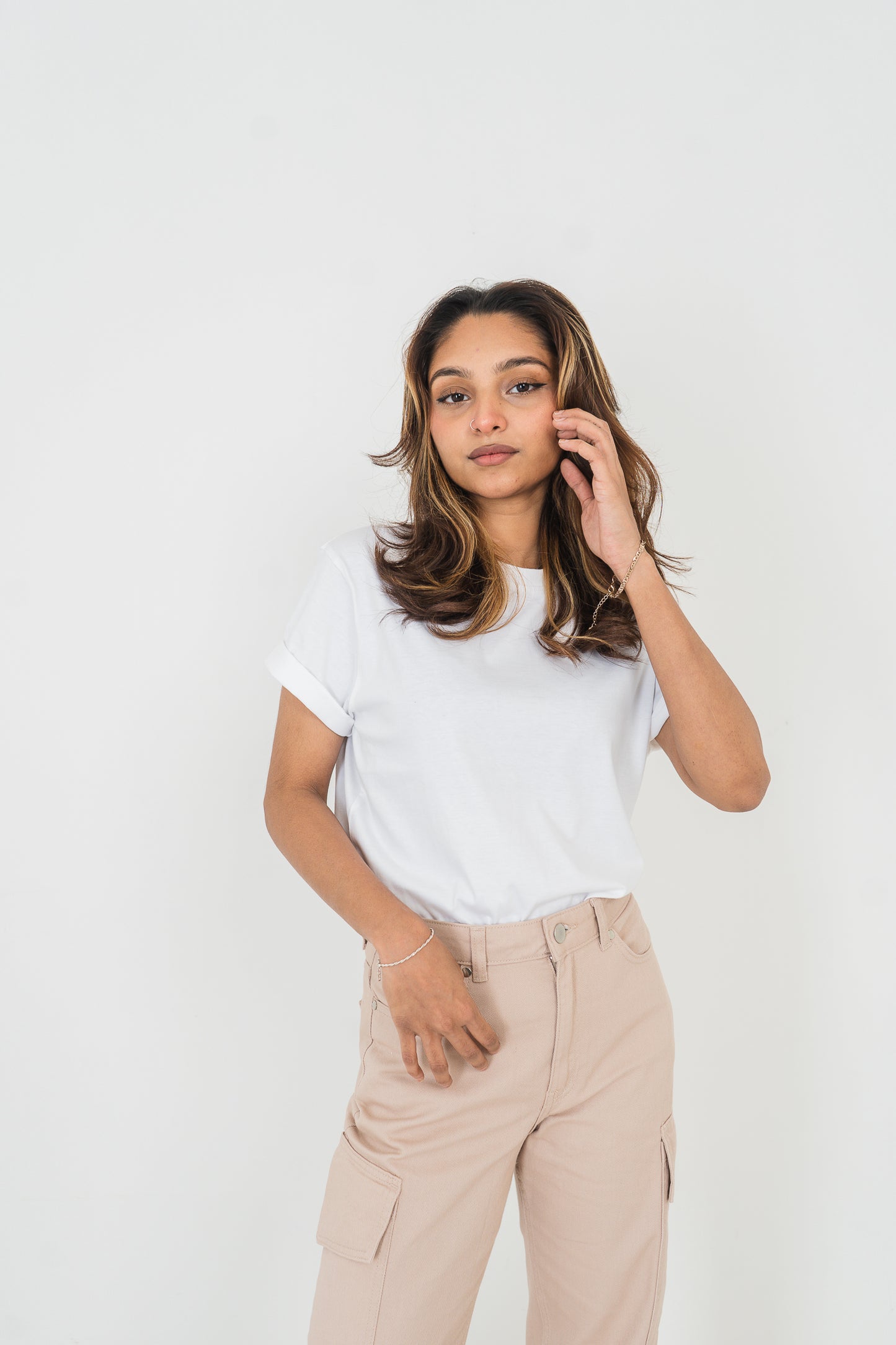 Basic T-Shirt- Unisex - White