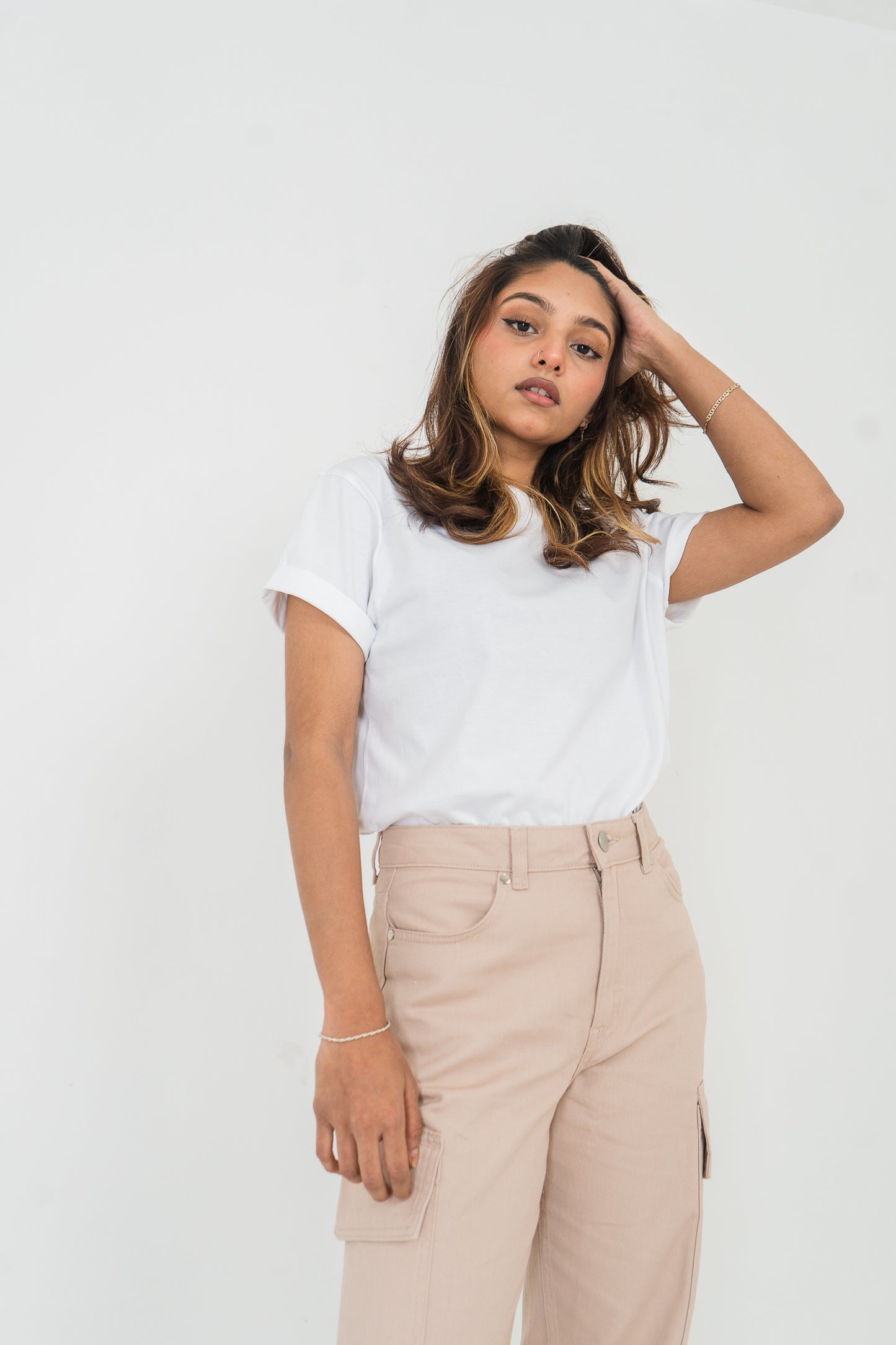 Basic T-Shirt- Unisex - White