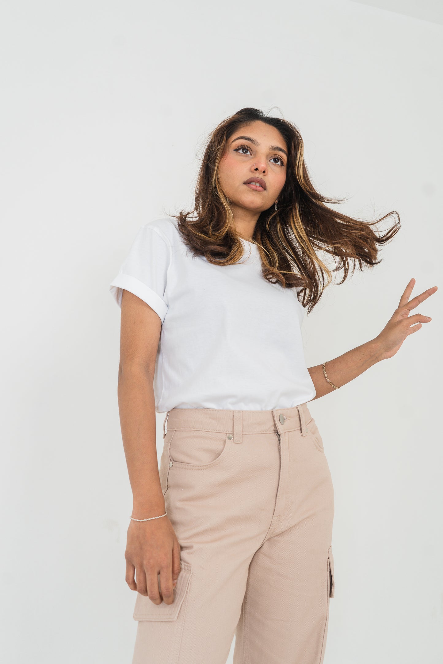 Basic T-Shirt- Unisex - White