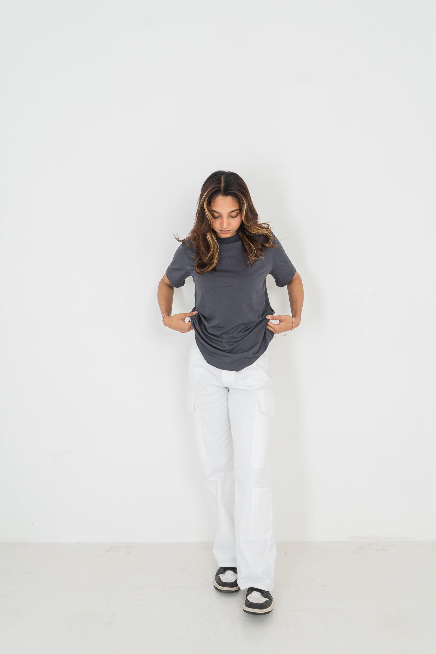 Basic T-Shirt- Unisex - Charcoal