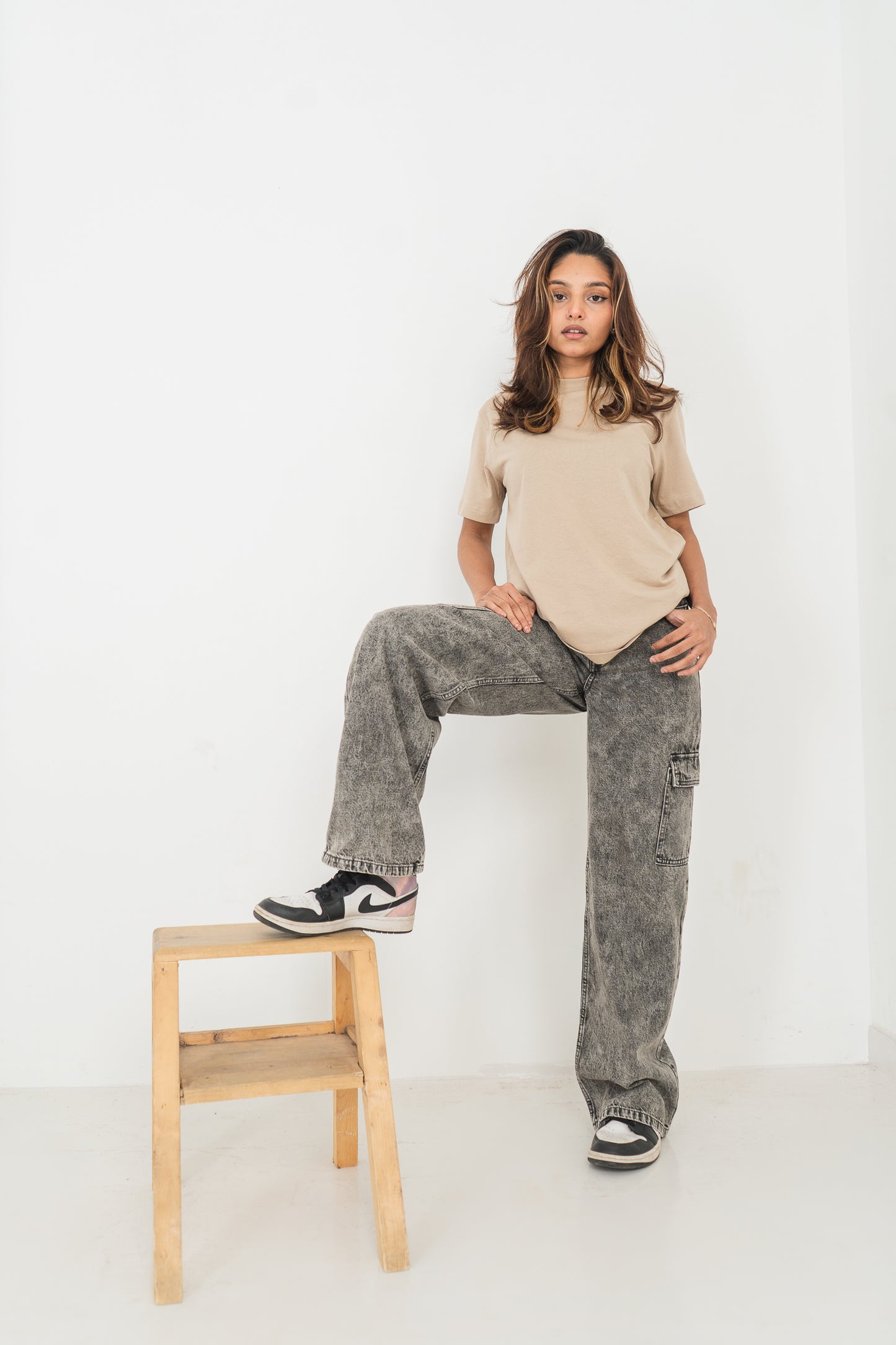 Straight Leg - Mid Rise - Cargo Pants - Ash