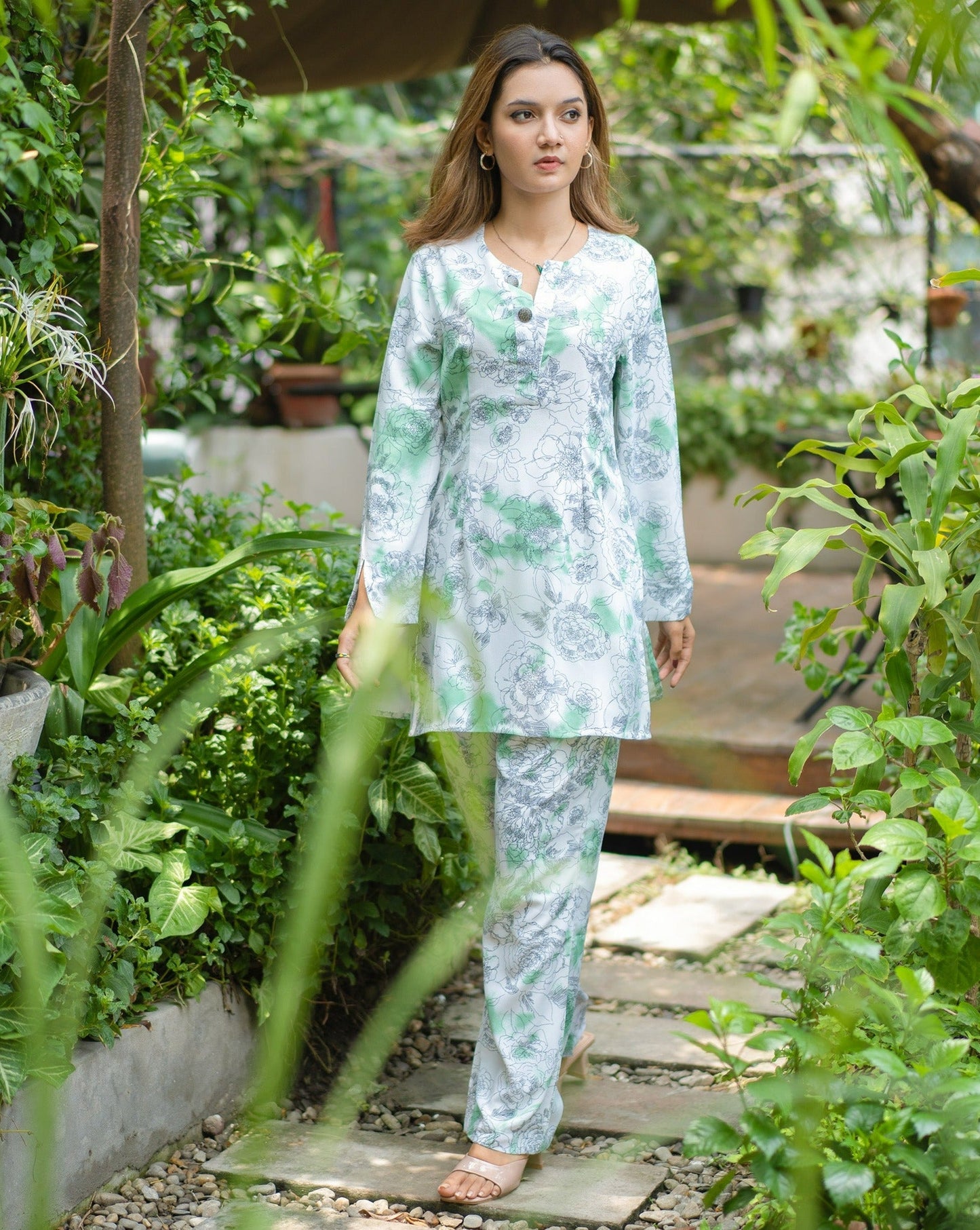 ASIAR 23' Bottom- White & Green