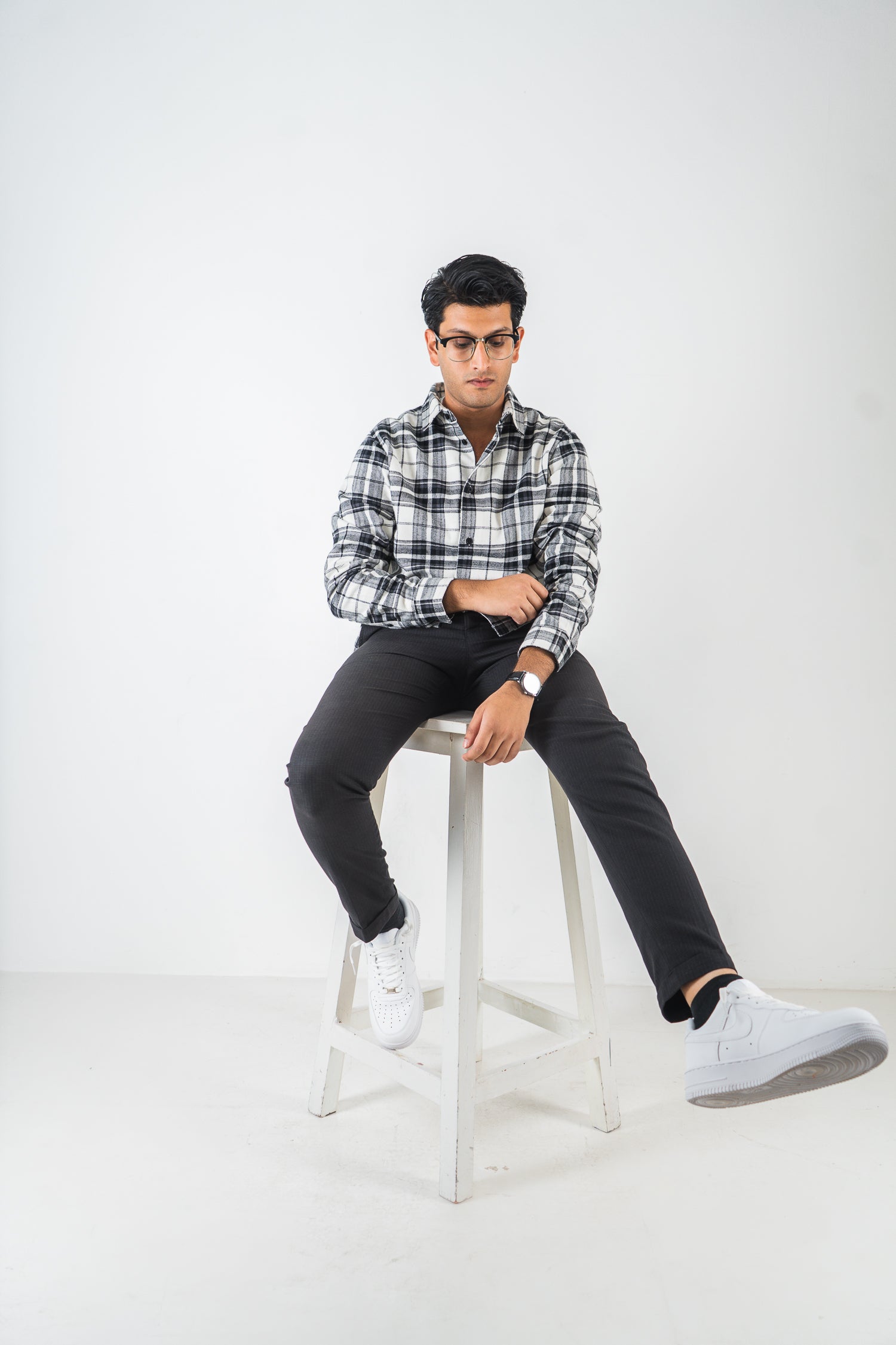 পুরুষদের জন্য ফ্লানেল শার্ট - কালো এবং সাদা