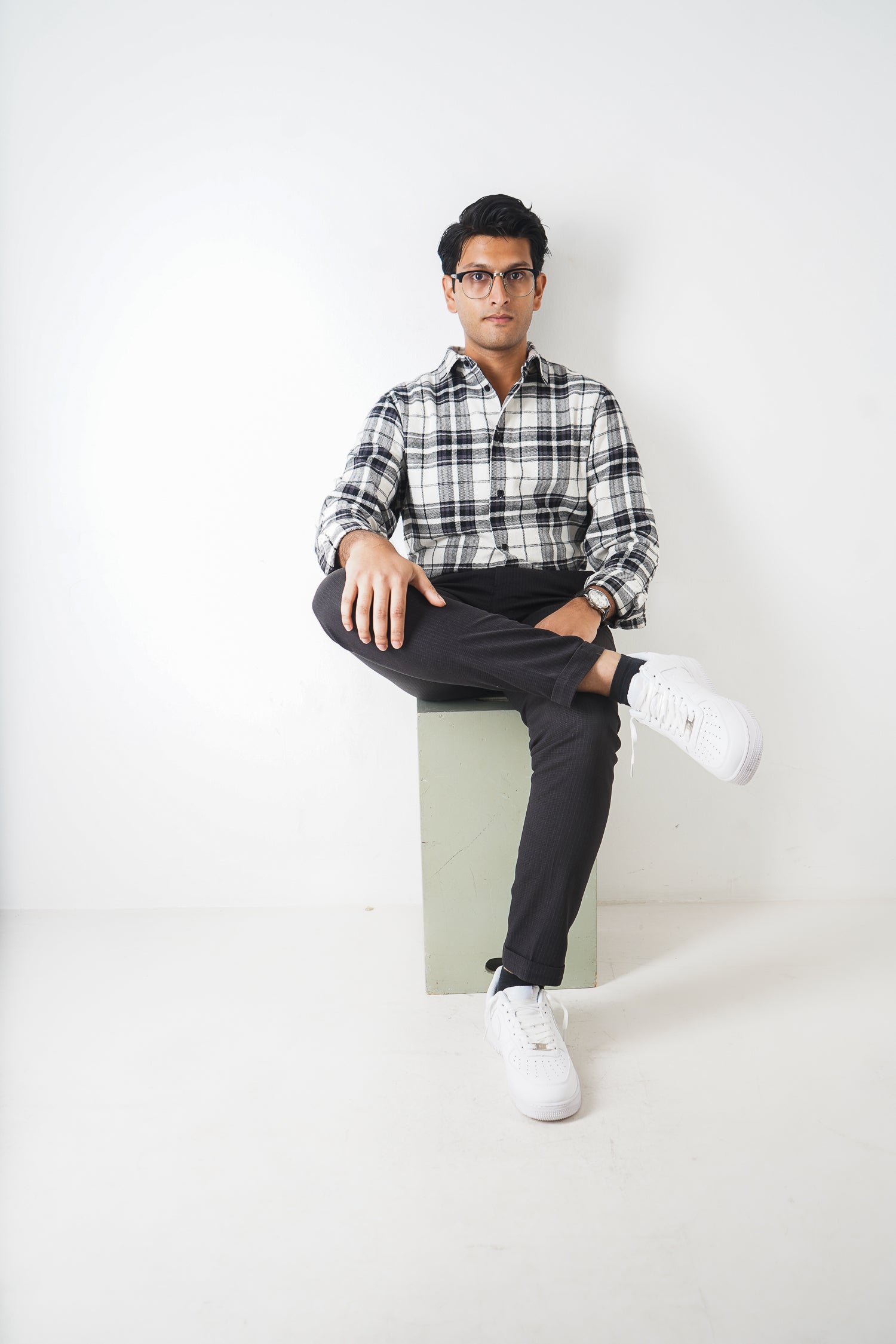 পুরুষদের জন্য ফ্লানেল শার্ট - কালো এবং সাদা