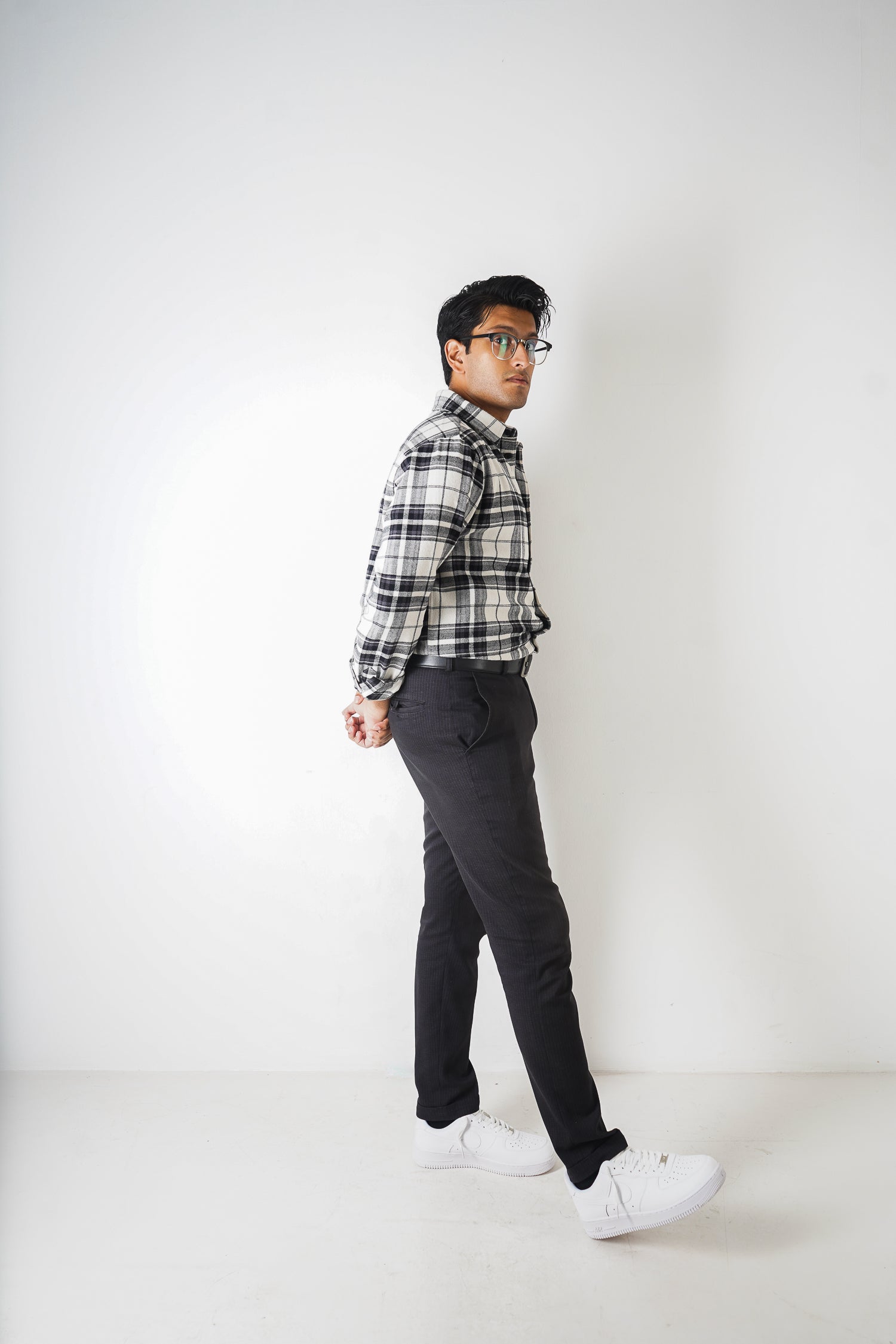 পুরুষদের জন্য ফ্লানেল শার্ট - কালো এবং সাদা