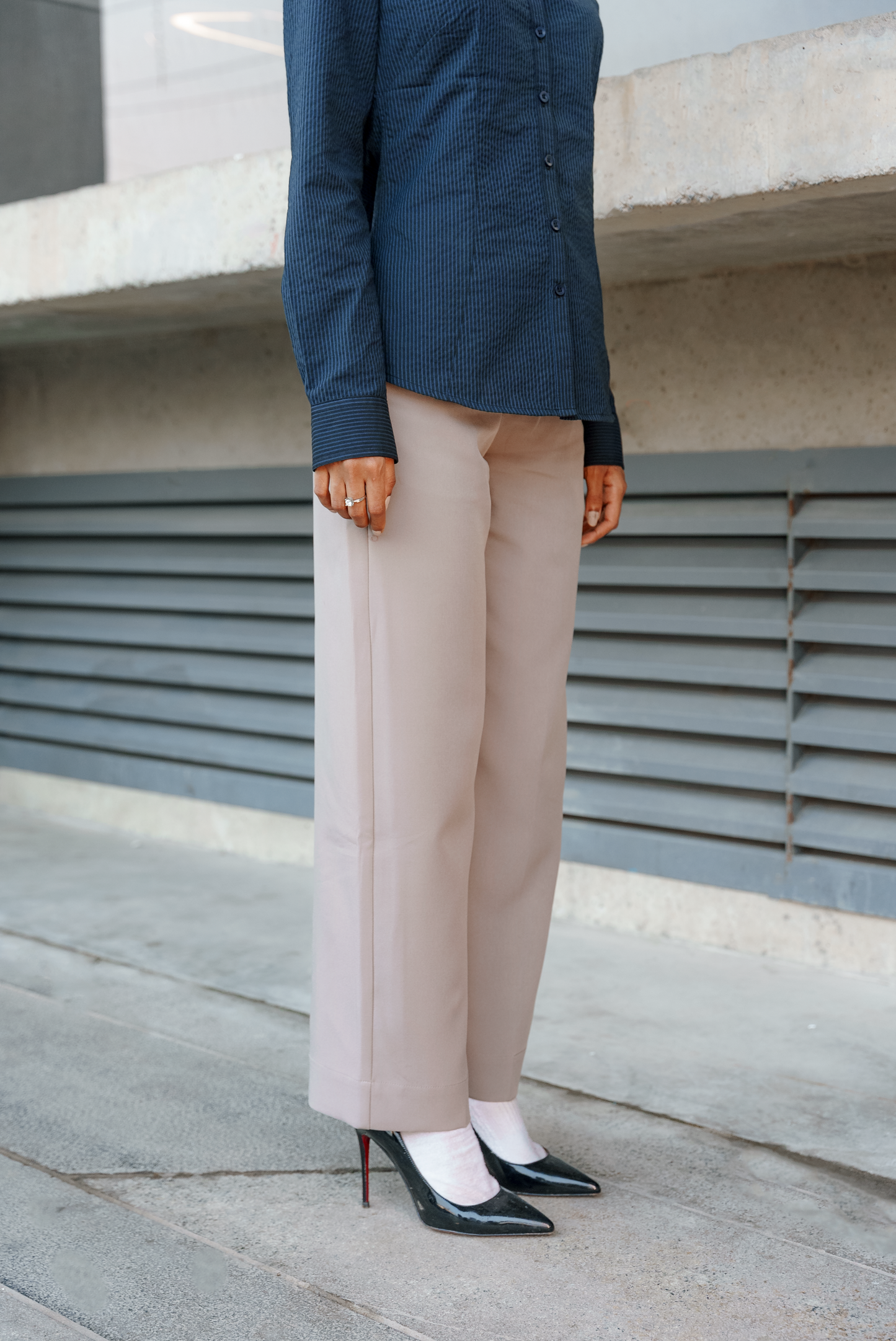 Pleated High Waist - Straight Leg Pants For Women - Ash