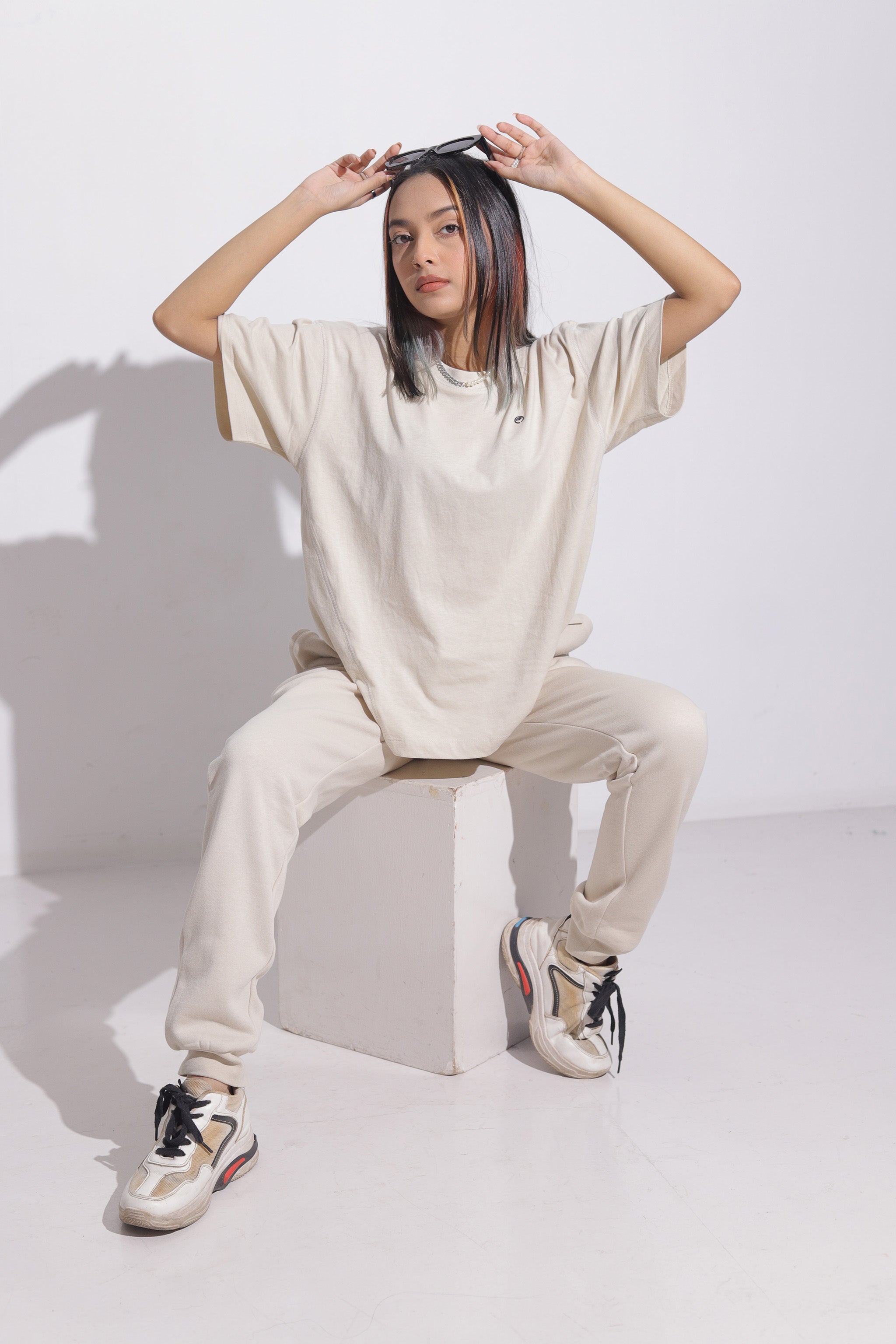 Willow Women's T-shirt - Stone
