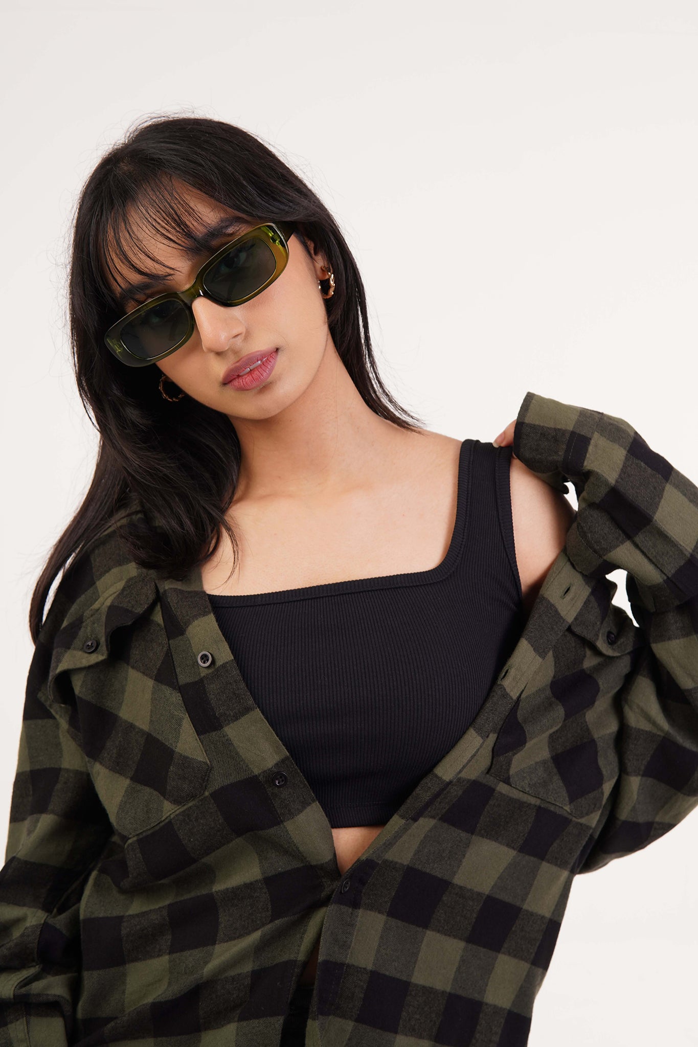 Charm - Cropped Tank Top - Black