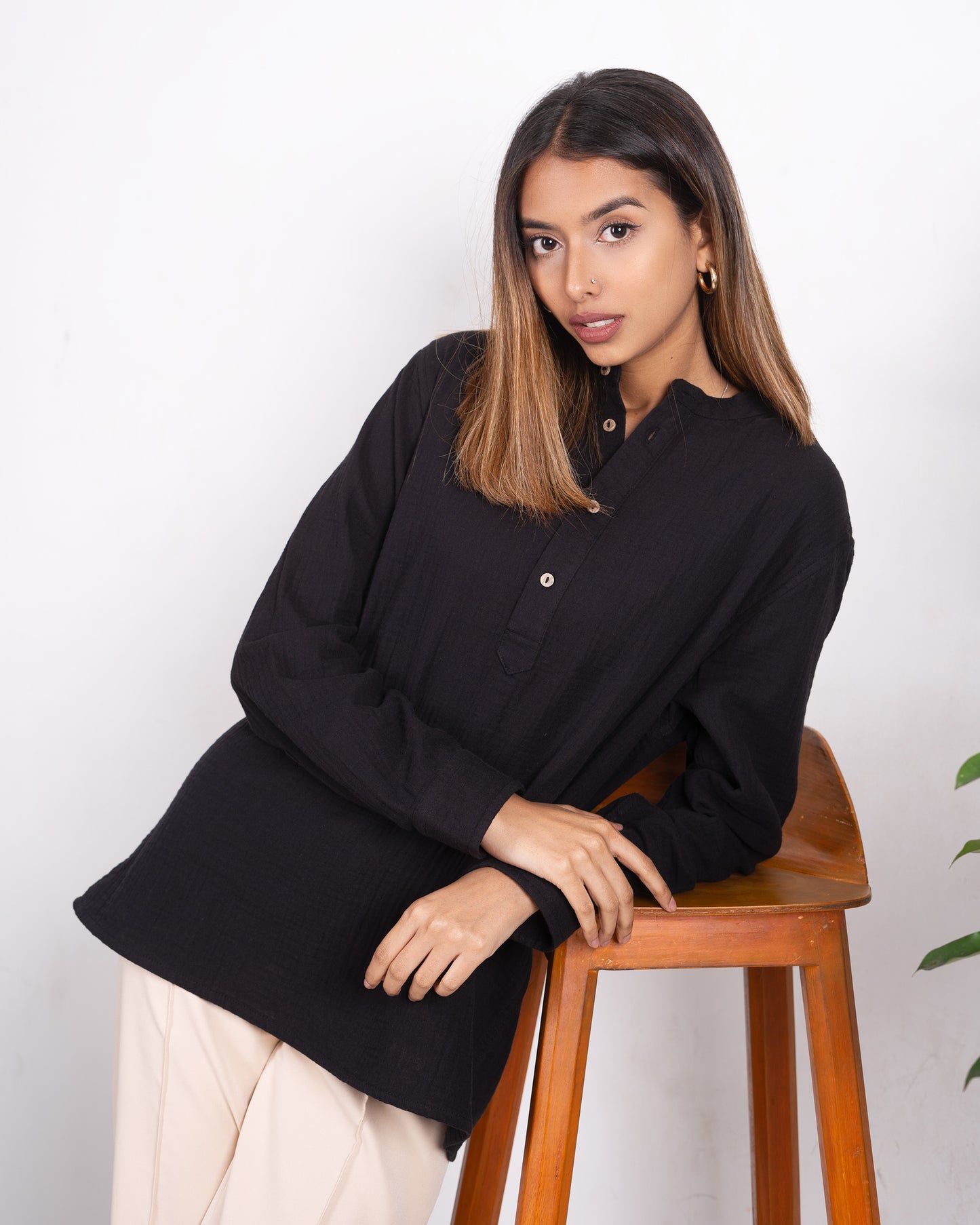 Waffle Henley - Unisex - Black