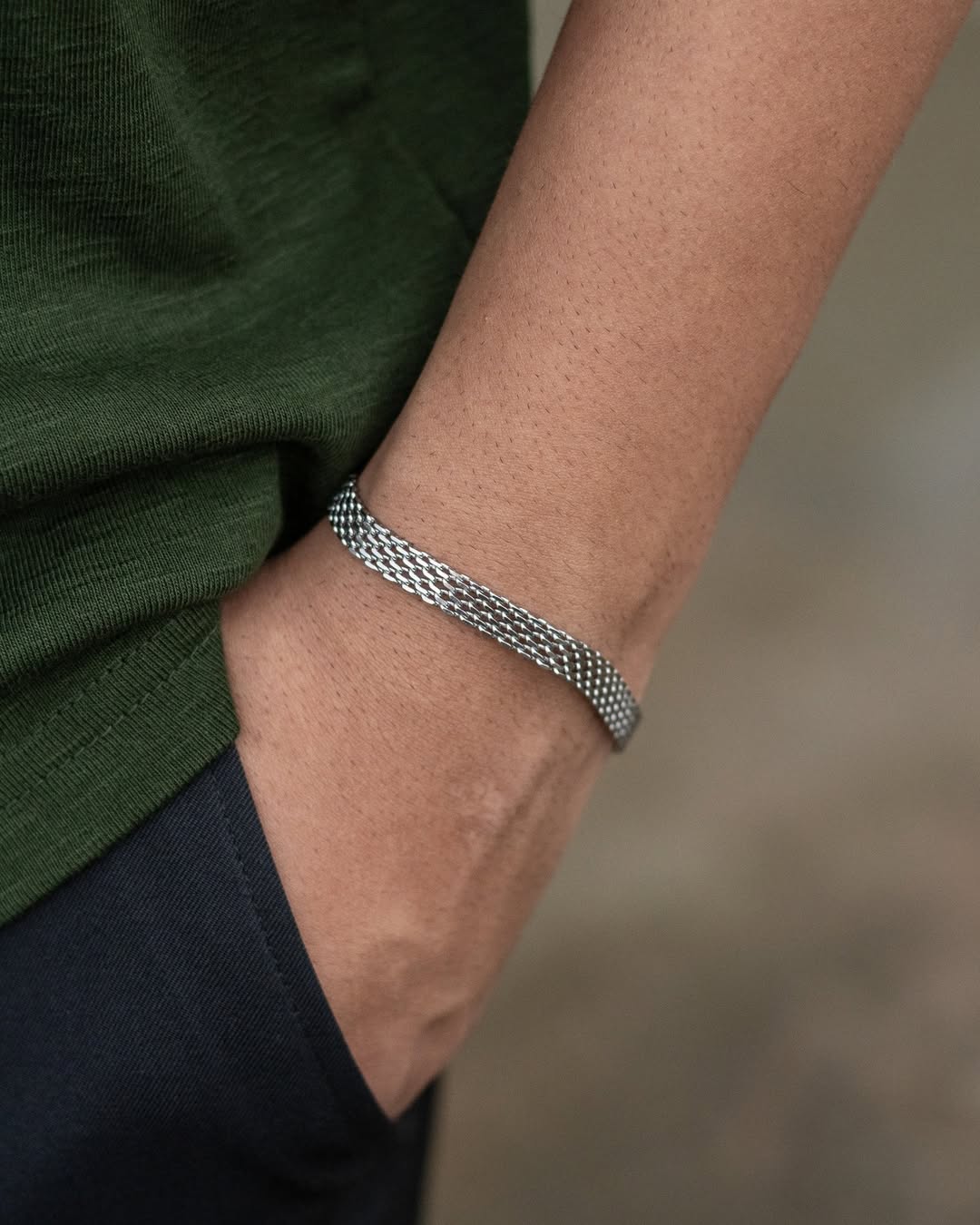Serpentine Mesh Bracelet