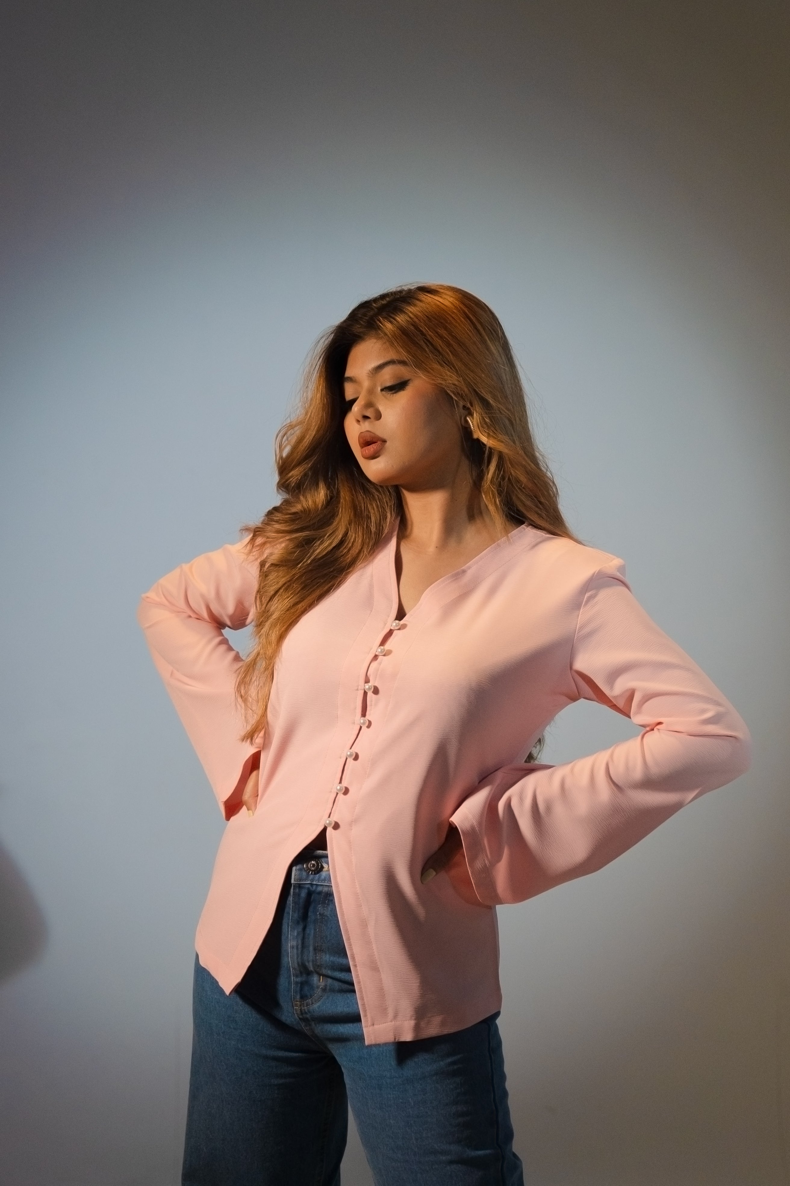 মহিলাদের জন্য ভি- নেক ফ্লেয়ার্ড টপ - স্ট্রবেরি ক্রিম