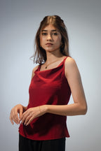 পাতলা স্ট্র্যাপ কাউল নেক টপ- স্কারলেট