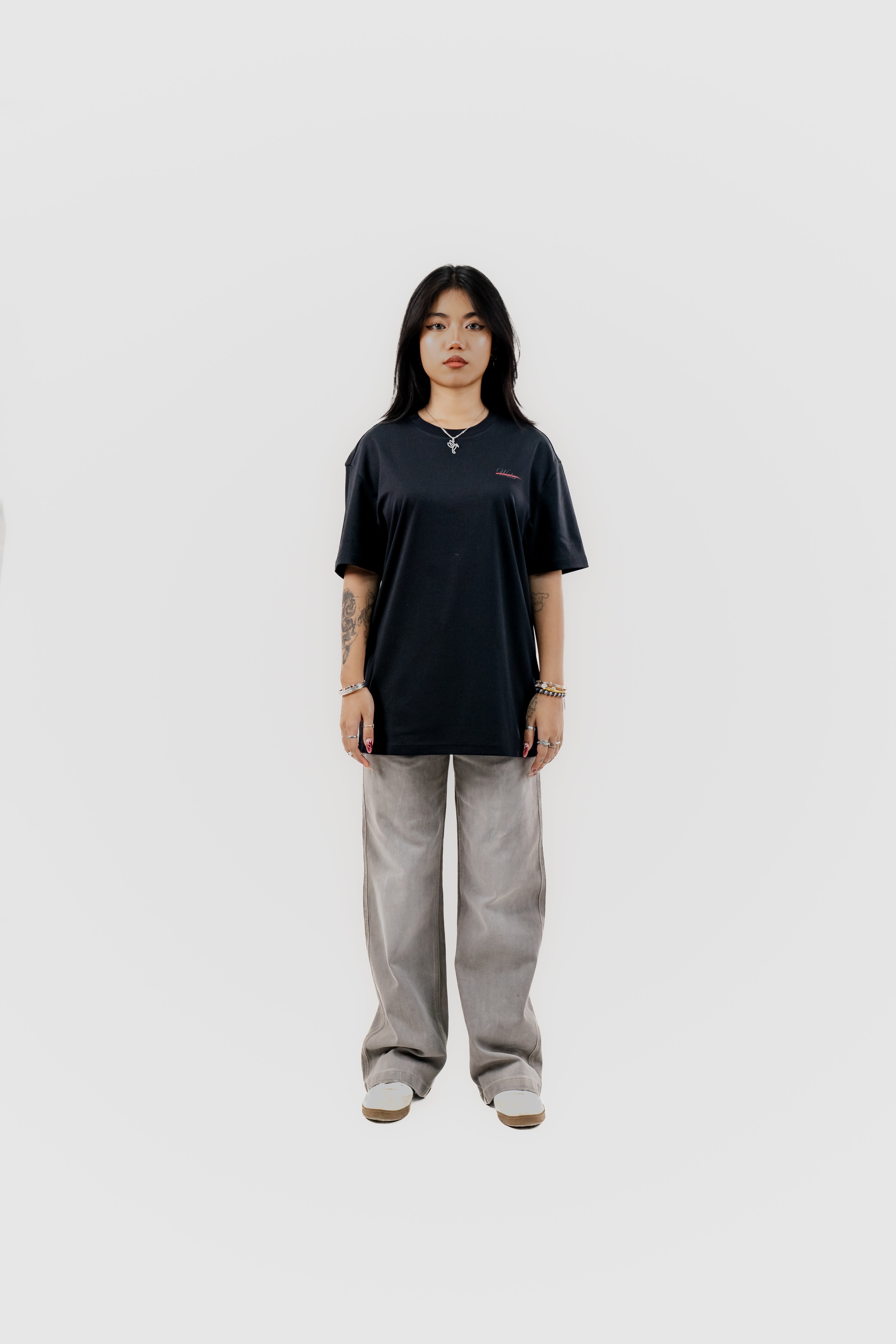 Water Repellent T-Shirt -上質 Japanese Grade - Crew Neck - Black Tee for Women