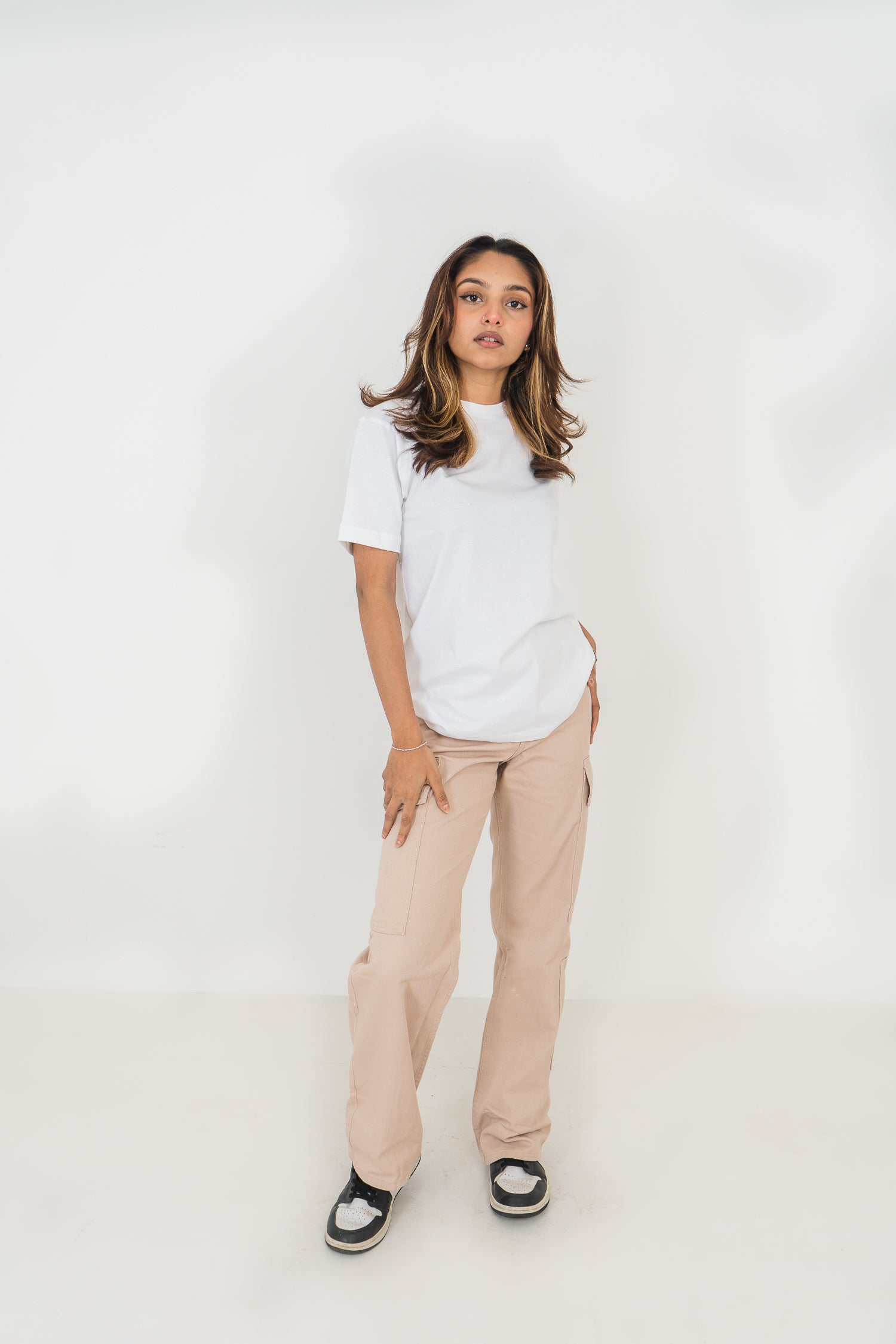 Straight Leg - Mid Rise - Cargo Pants - Beige