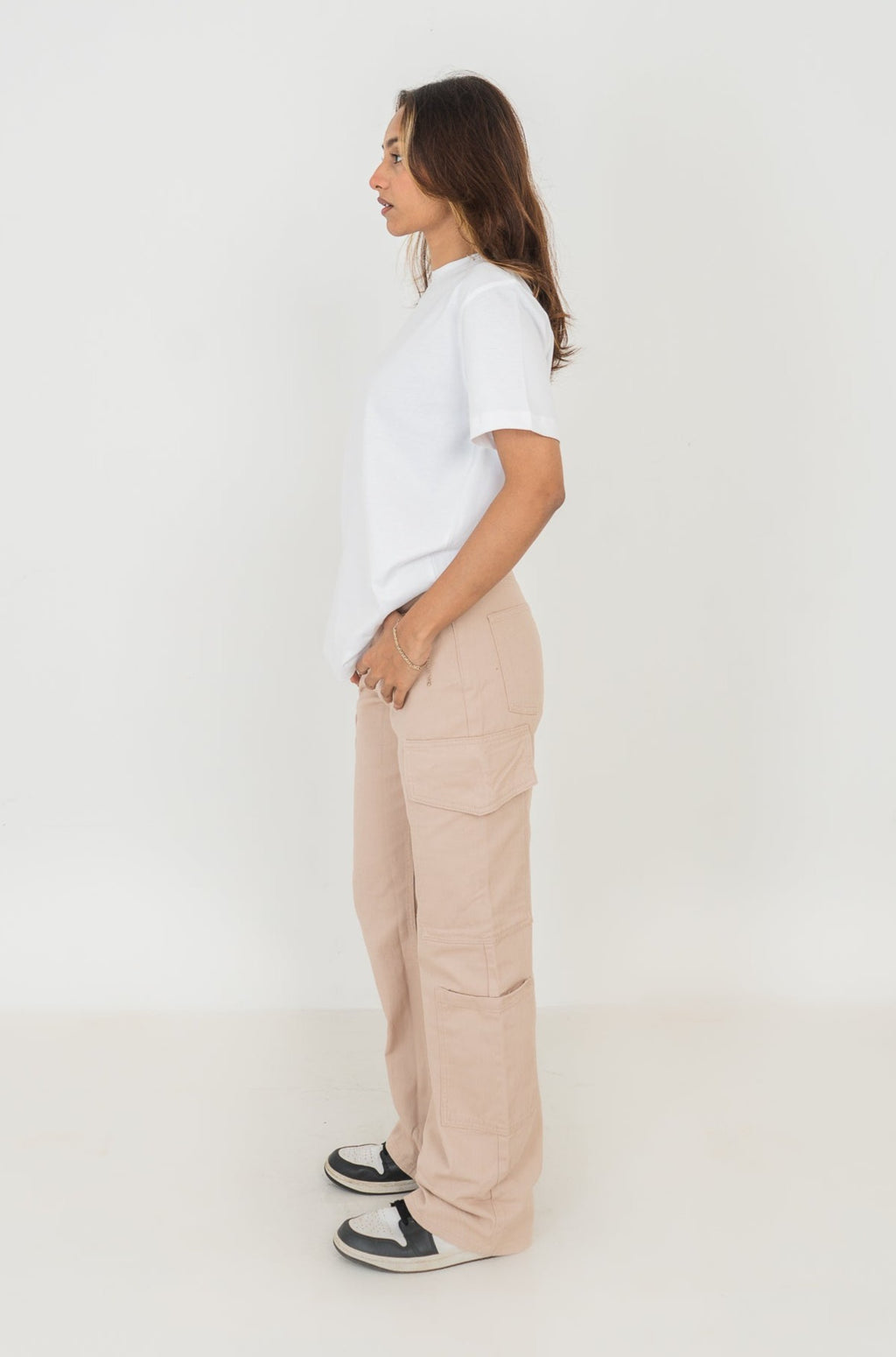 Straight Leg - Mid Rise - Cargo Pants - Beige