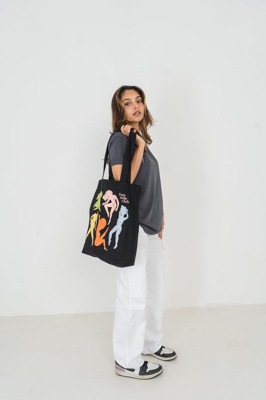 The Bold Mile Club - Tote Bags - Black