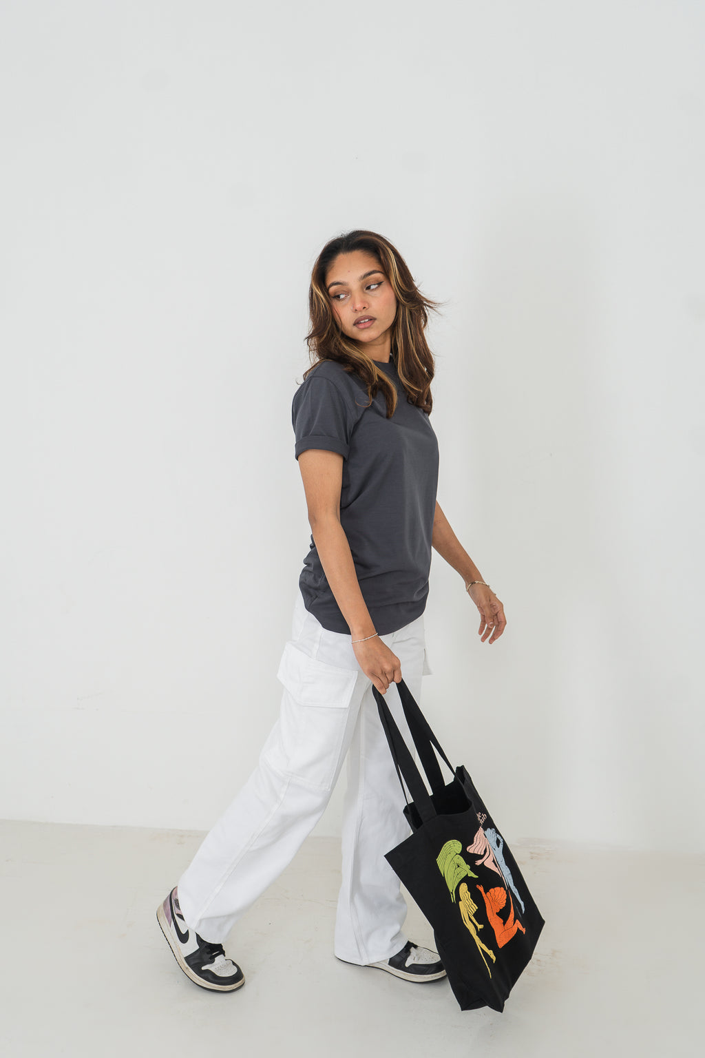 The Bold Mile Club - Tote Bags - Black