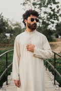 মাহনূর - হাতে সূচিকর্ম করা লিনেন পাঞ্জাবি | কুর্তা - অফ হোয়াইট