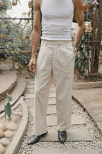 পুরুষদের জন্য প্লিটেড স্ট্রেইট লেগ প্যান্ট - কালো - লুজ ফিট 