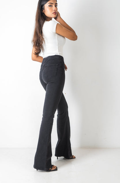 Flared Jeans - Bootcut - High Waist Black Denim