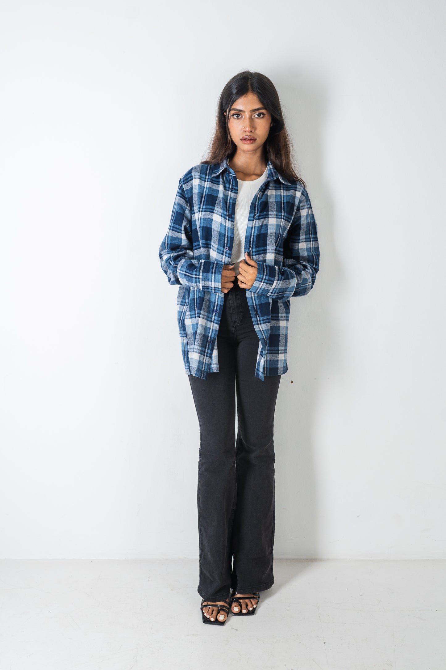 Flannel Shirt - Unisex - White & Blue