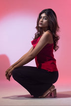 পাতলা স্ট্র্যাপ কাউল নেক টপ- স্কারলেট