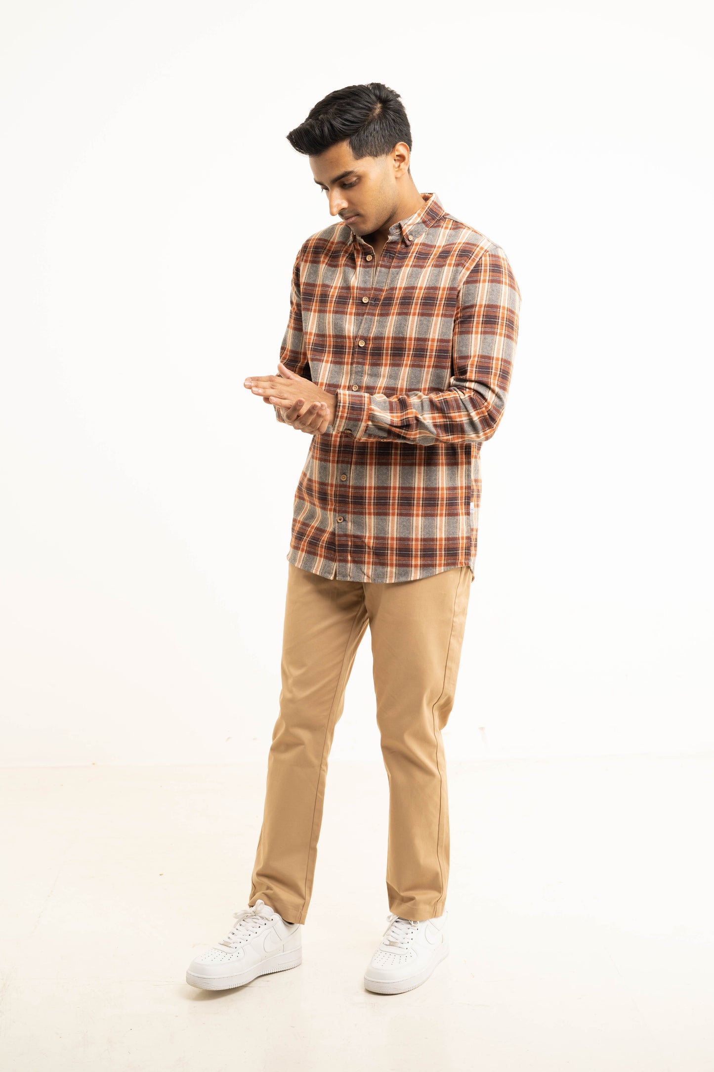 Beige Chinos - Your Go To Pants