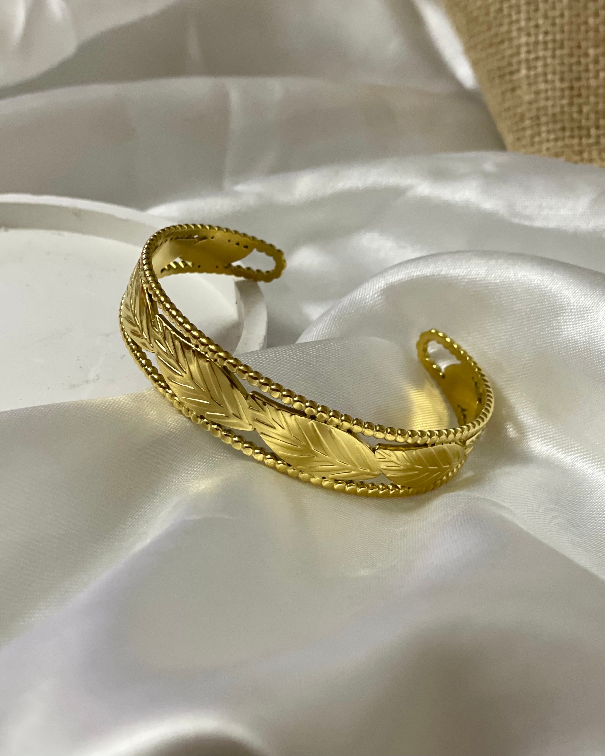 Leafy Cuff