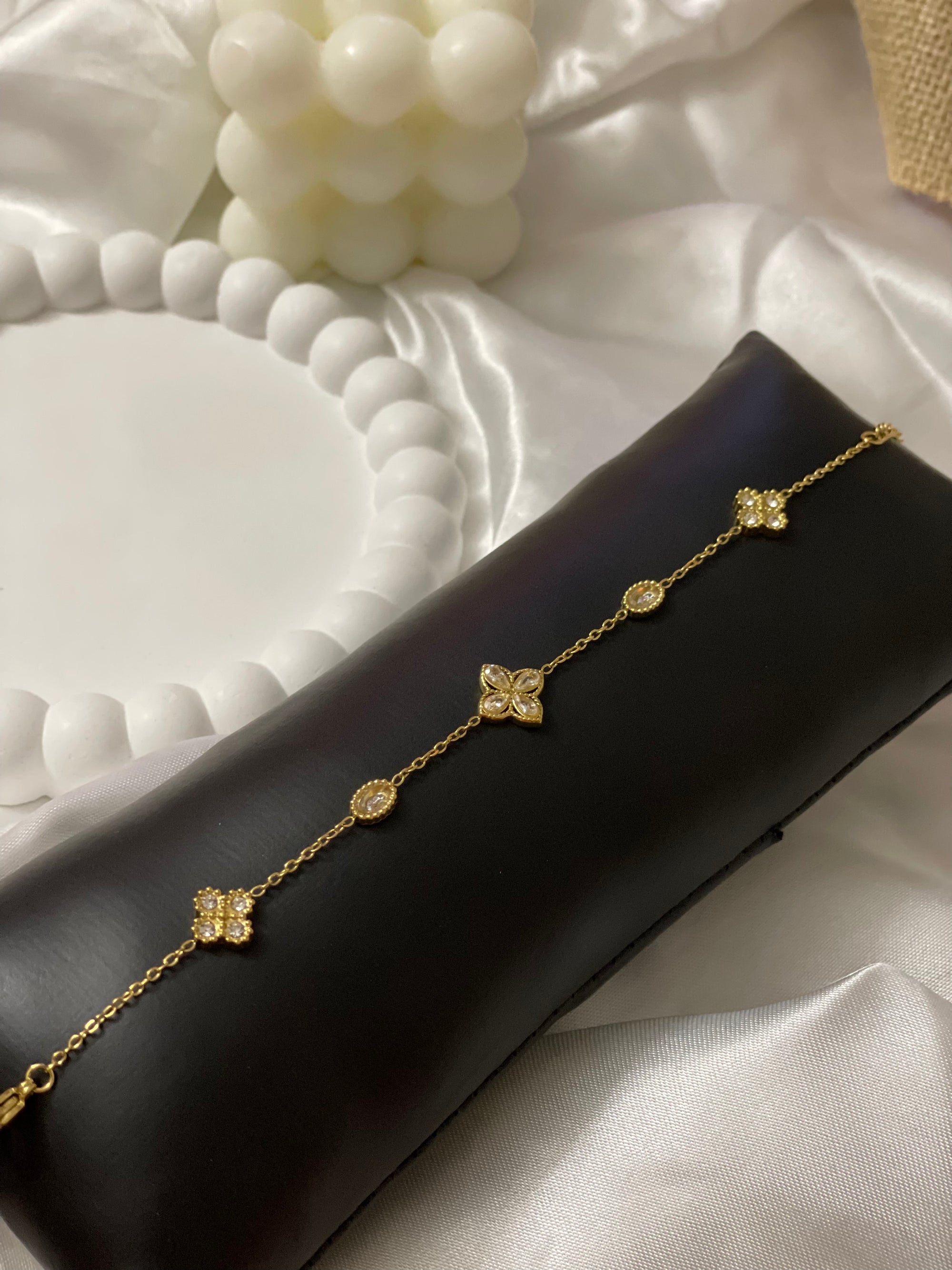 Dainty Zirconia Chain Bracelet