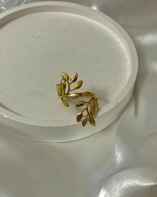 Twisted Leaf Ring