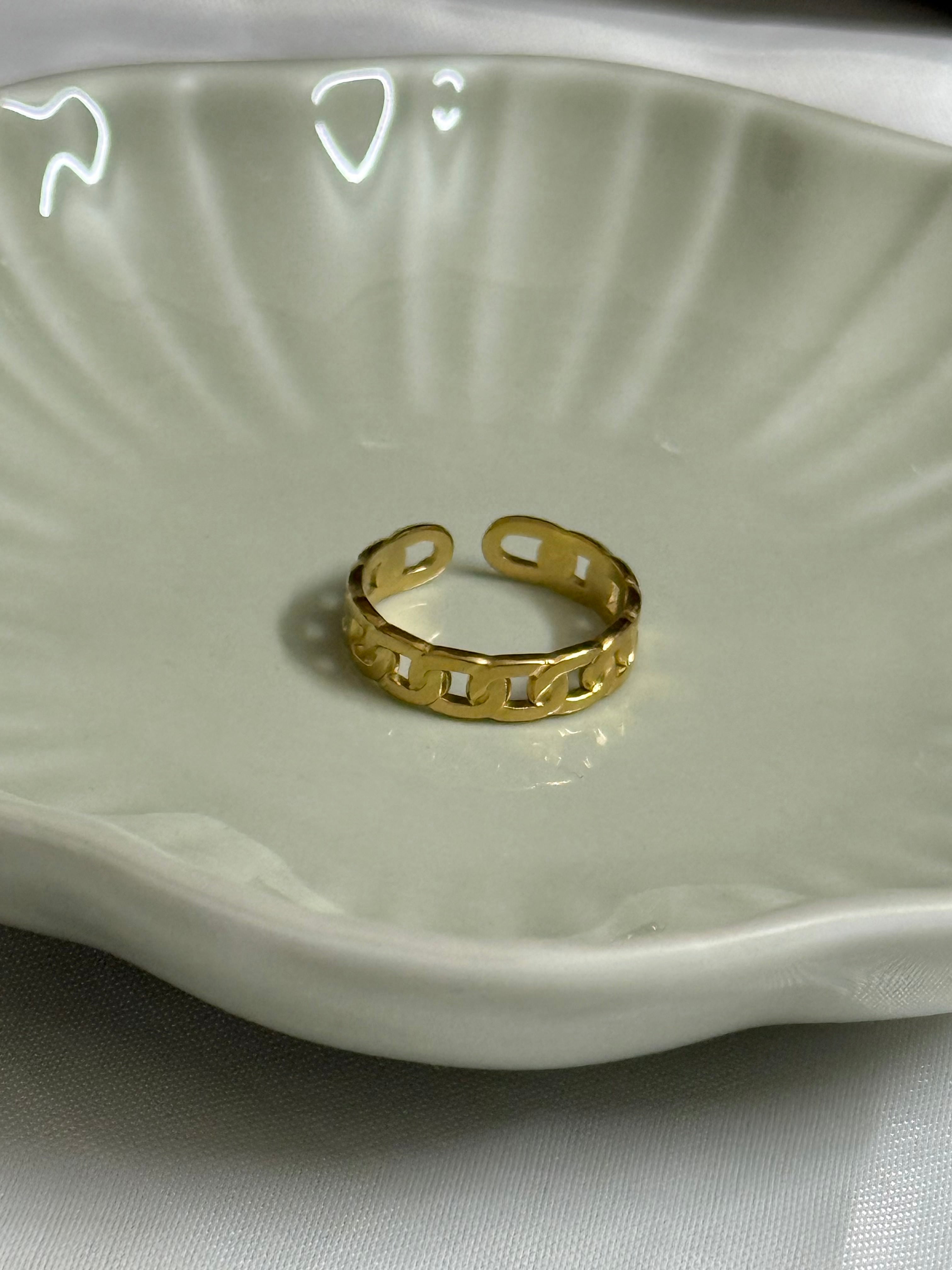 Thin Cuban Ring G.