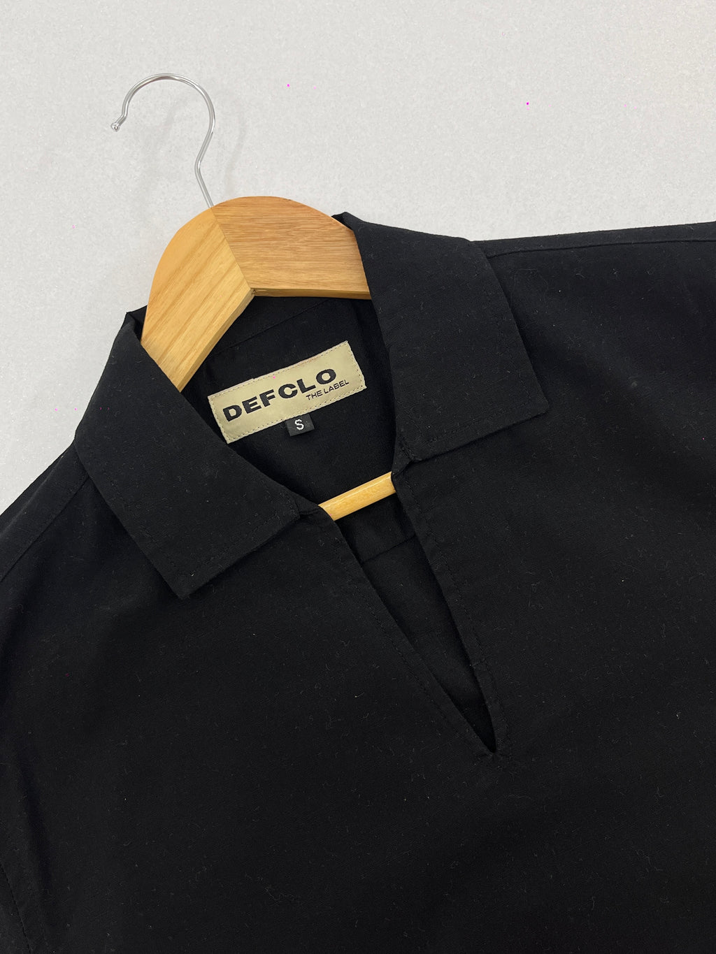 The Amalfi Shirt - Linen Effect V-Placket For Men  - Black