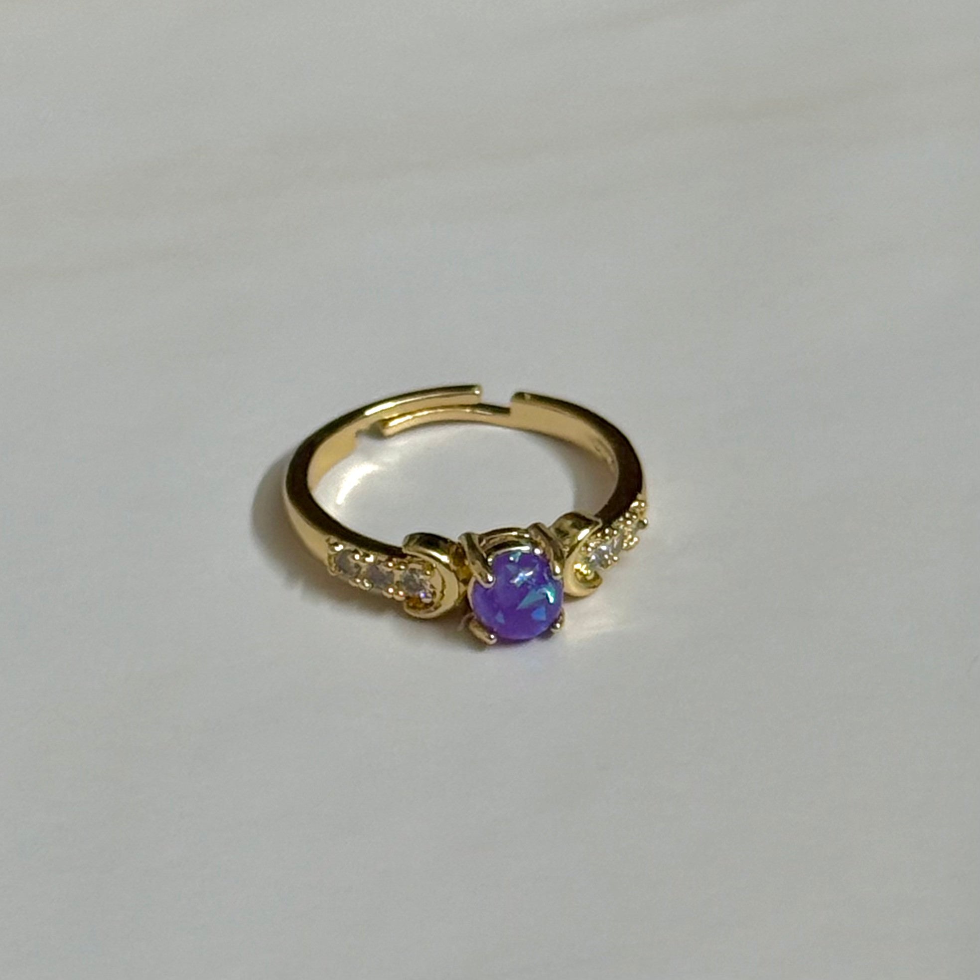 Luna Opal Ring