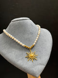 Solis Pearl necklace