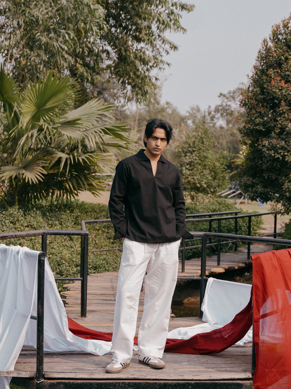 The Amalfi Shirt - Linen Effect V-Placket For Men  - Black