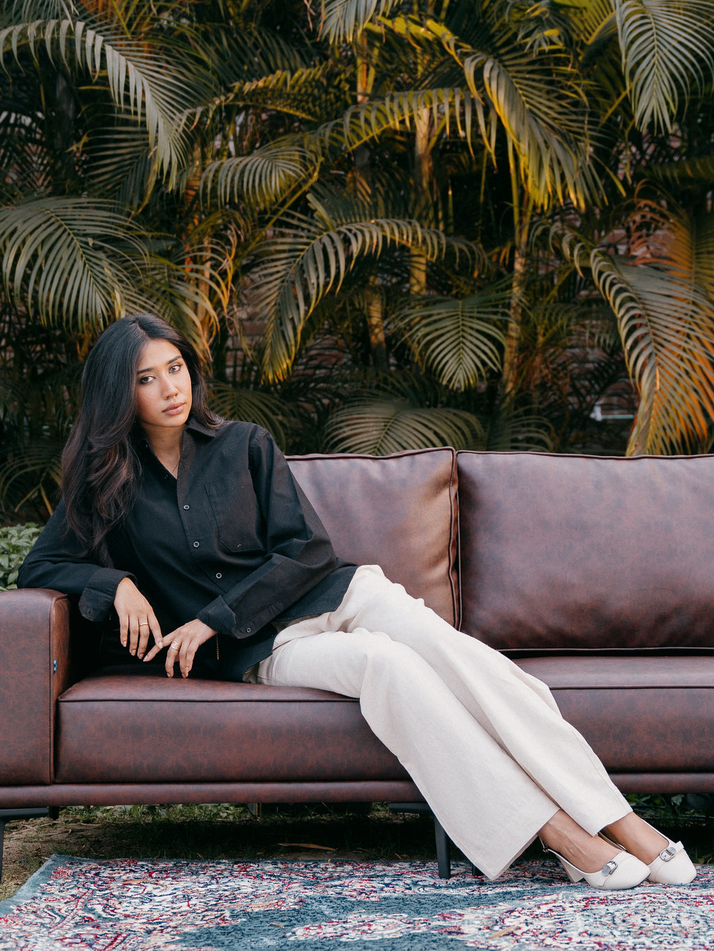 The European Collar - Linen Effect -  Long Sleeve Shirt - Black - Unisex