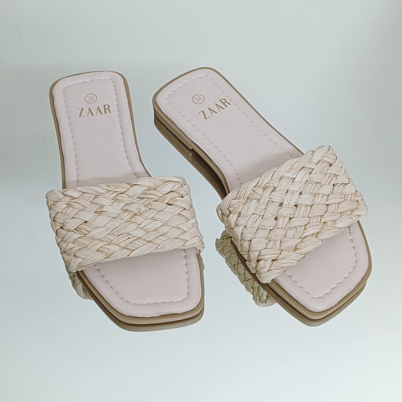 Flats - Blanche Sol