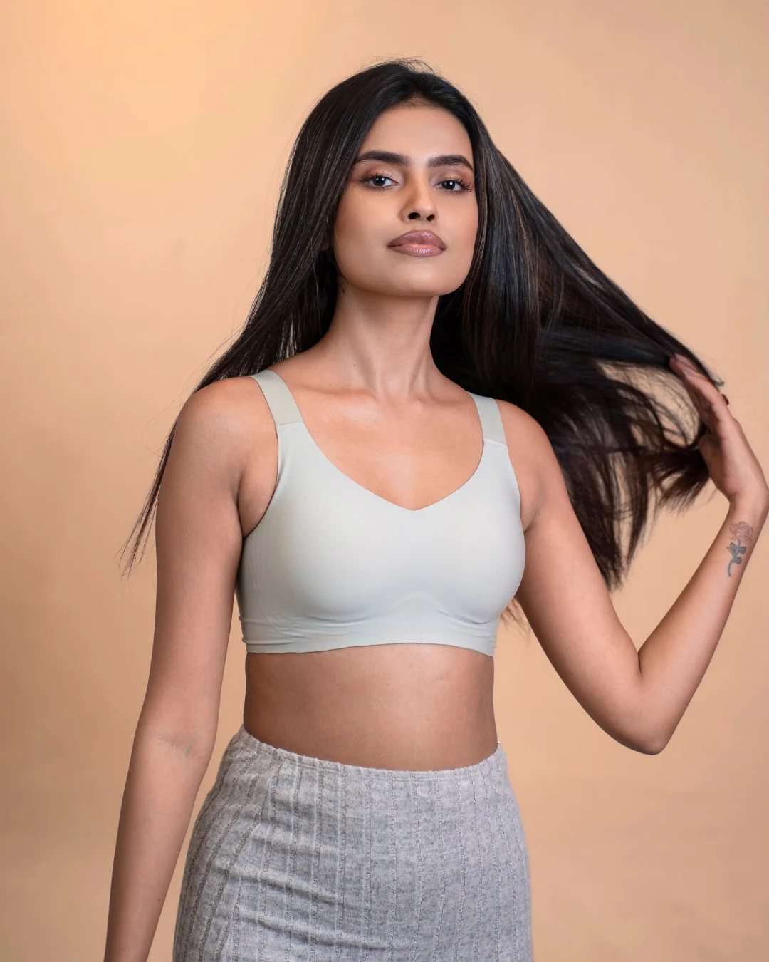 ADJUSTABLE PLUS SIZE BRA - 4 Colours