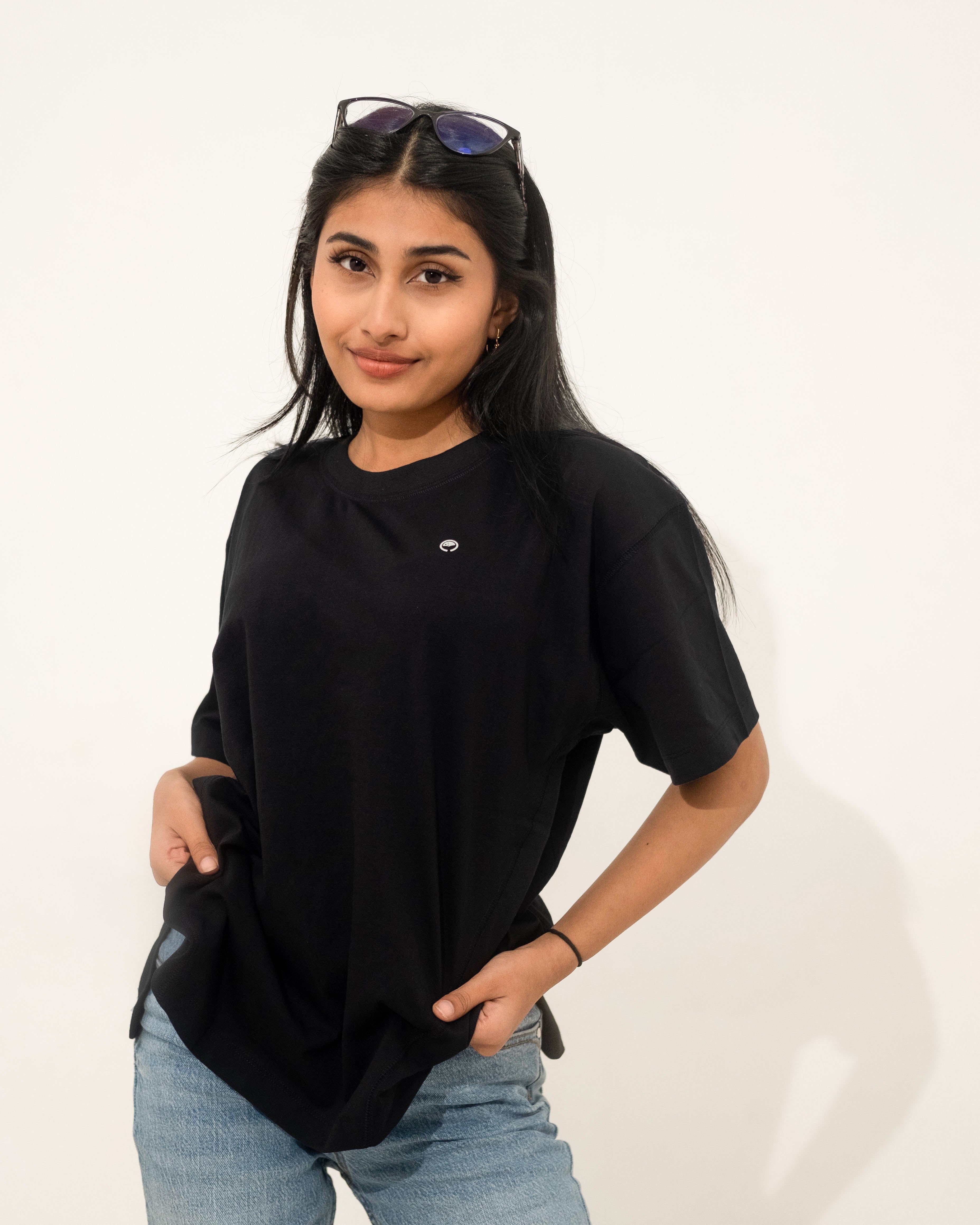 Willow Women's T-shirt - Black