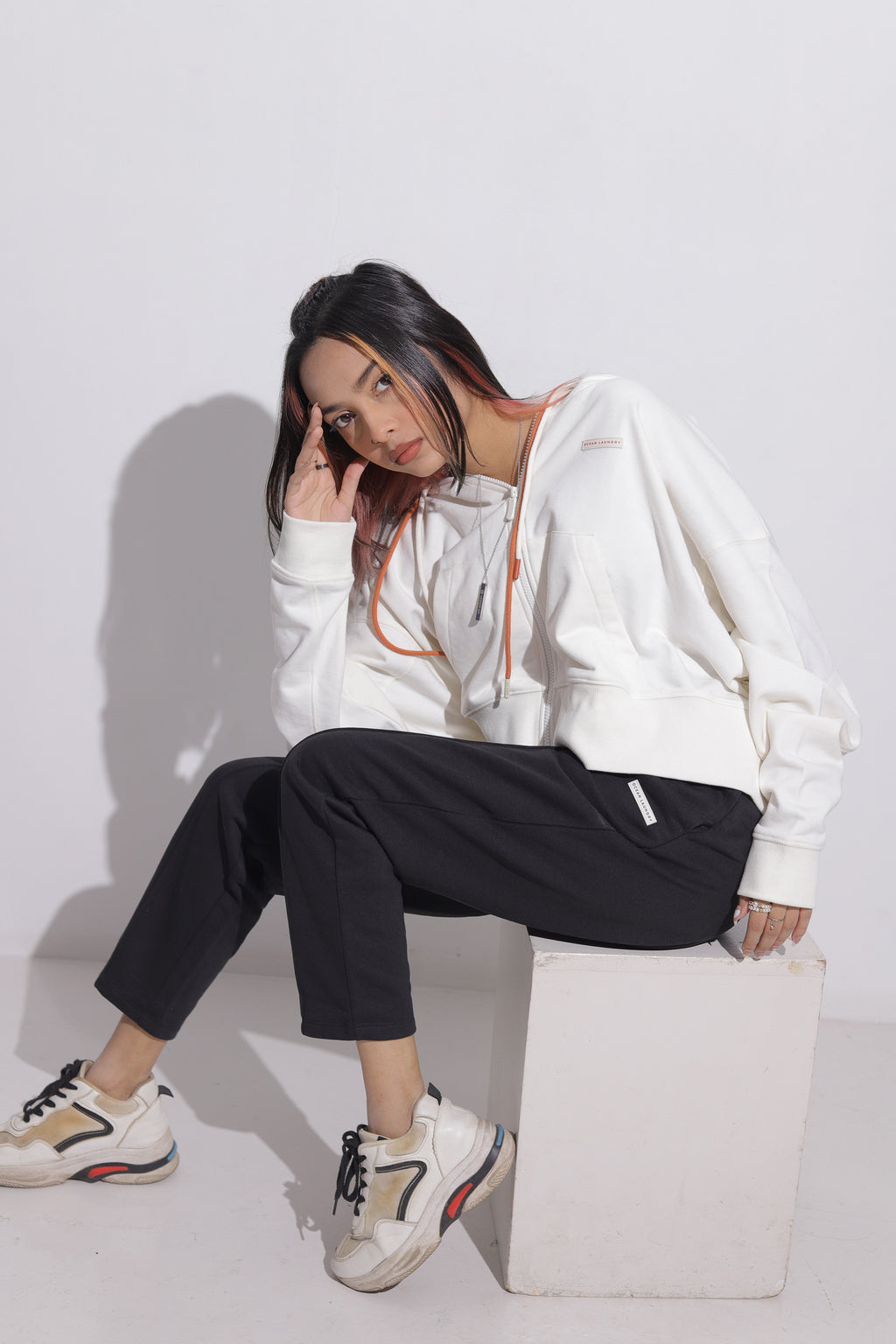 Tree Women's Cropped Hoodie Zip- Vintage White