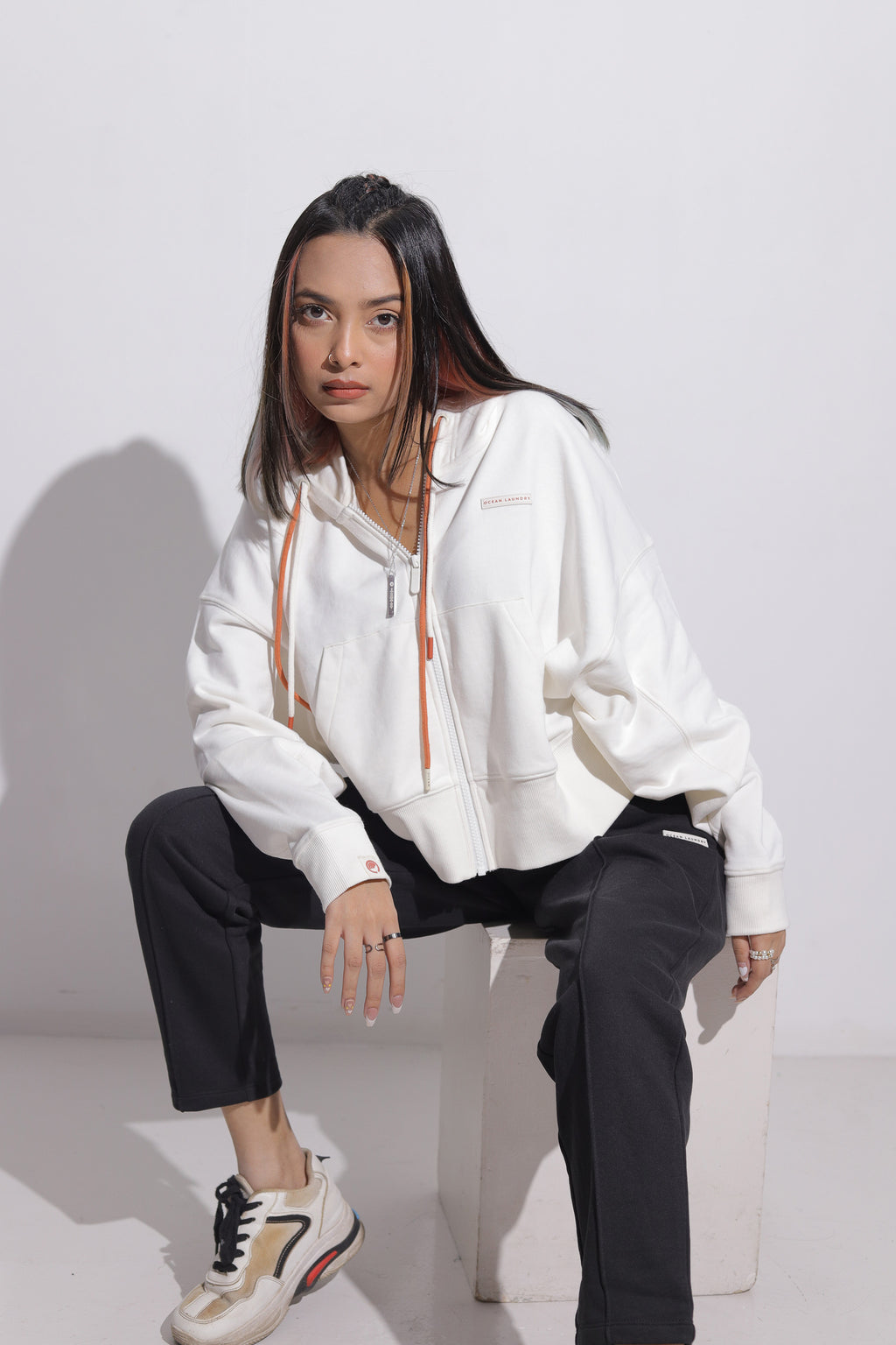 Tree Women's Cropped Hoodie Zip- Vintage White