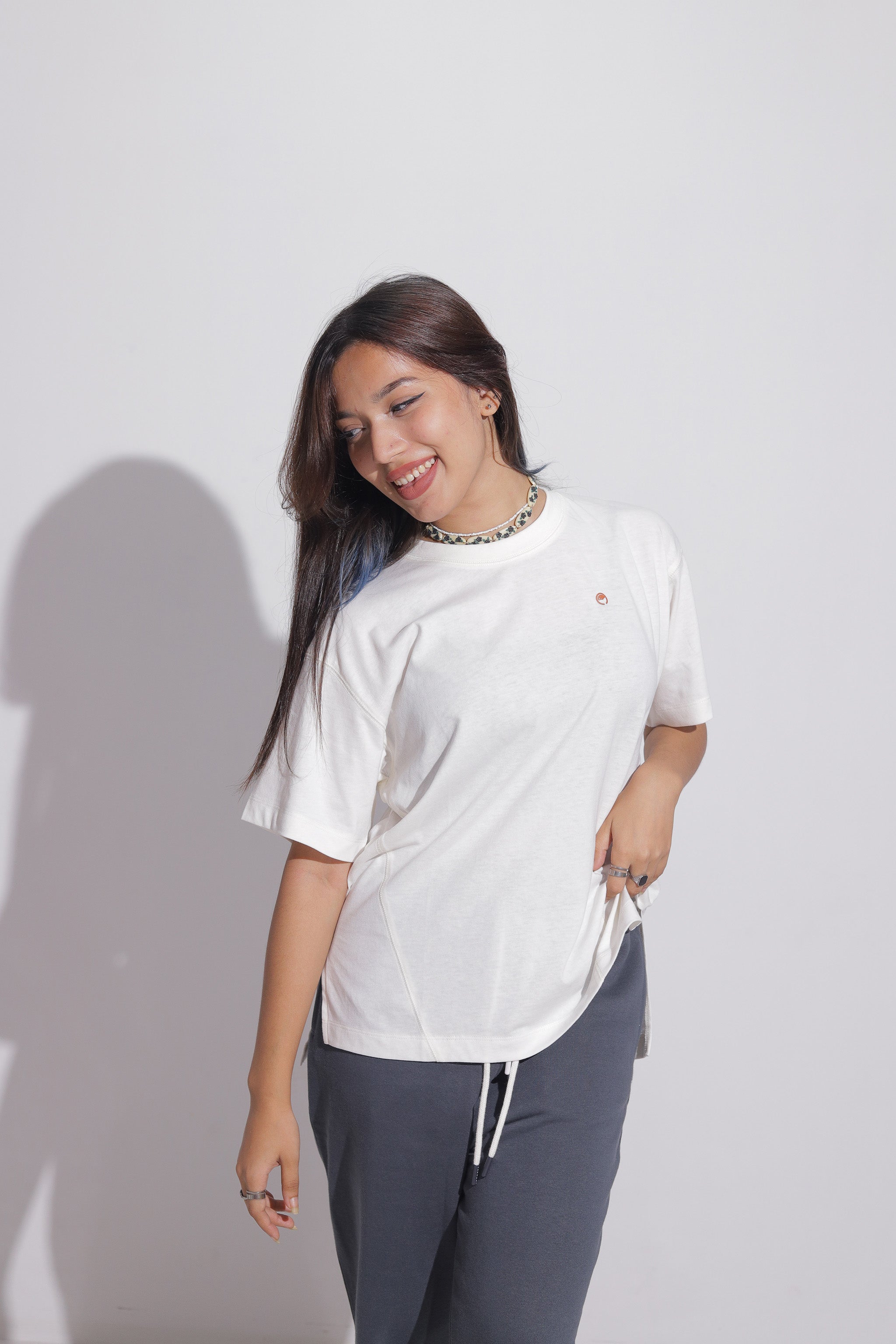 Willow Women's T-shirt - Vintage White