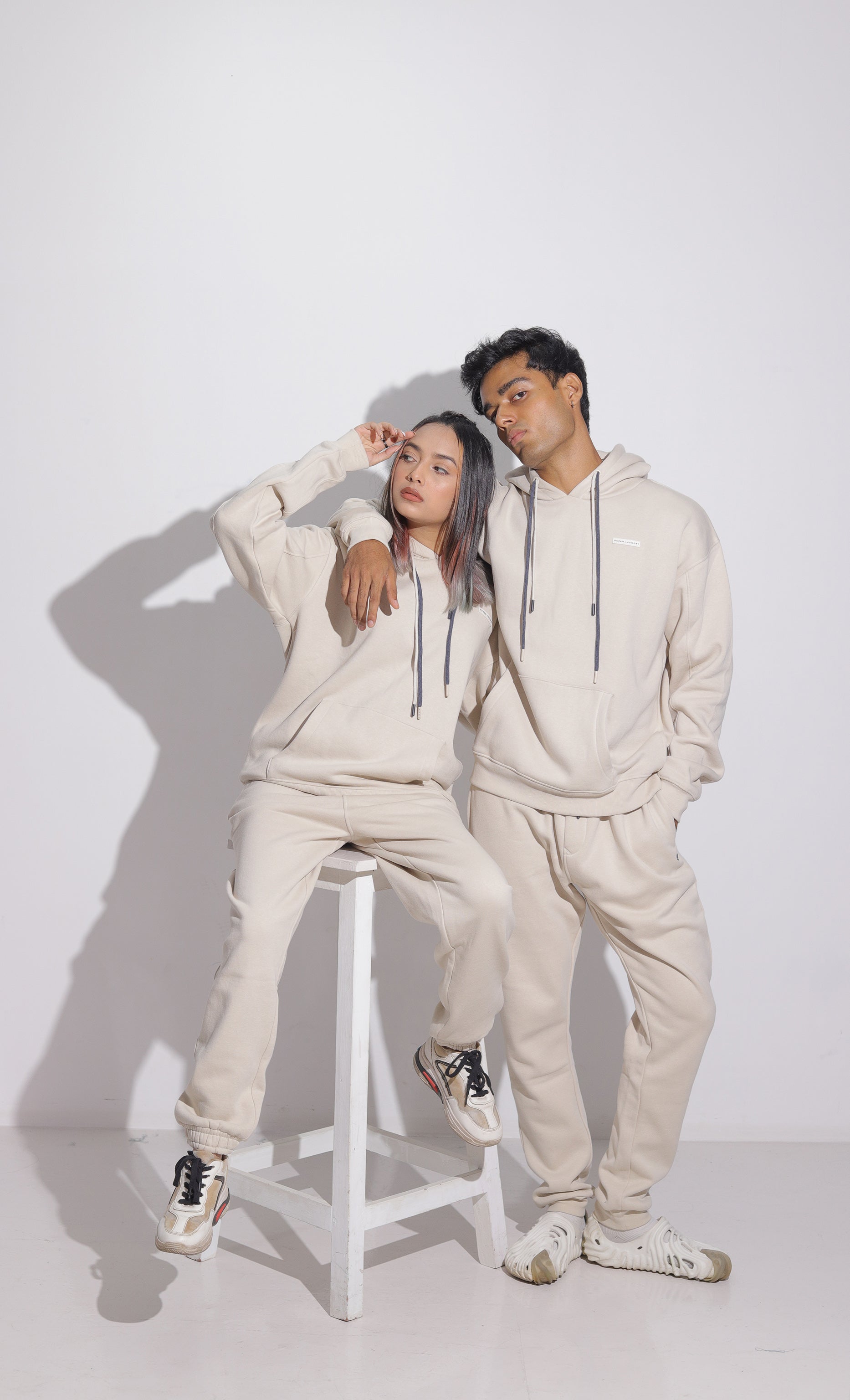 পুরুষদের জন্য ক্যাকটাস ব্যাগি সোয়েটপ্যান্ট - স্টোন 